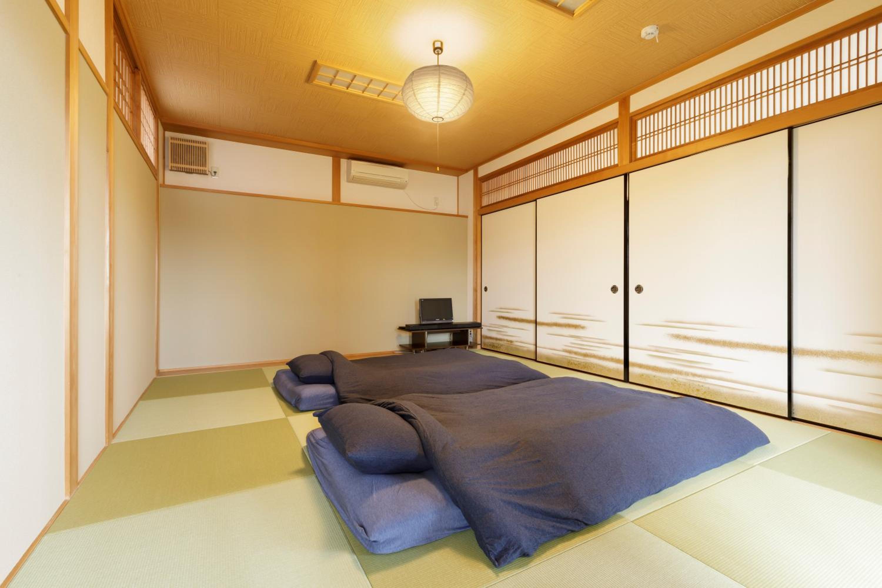 Apartment - Photo 8