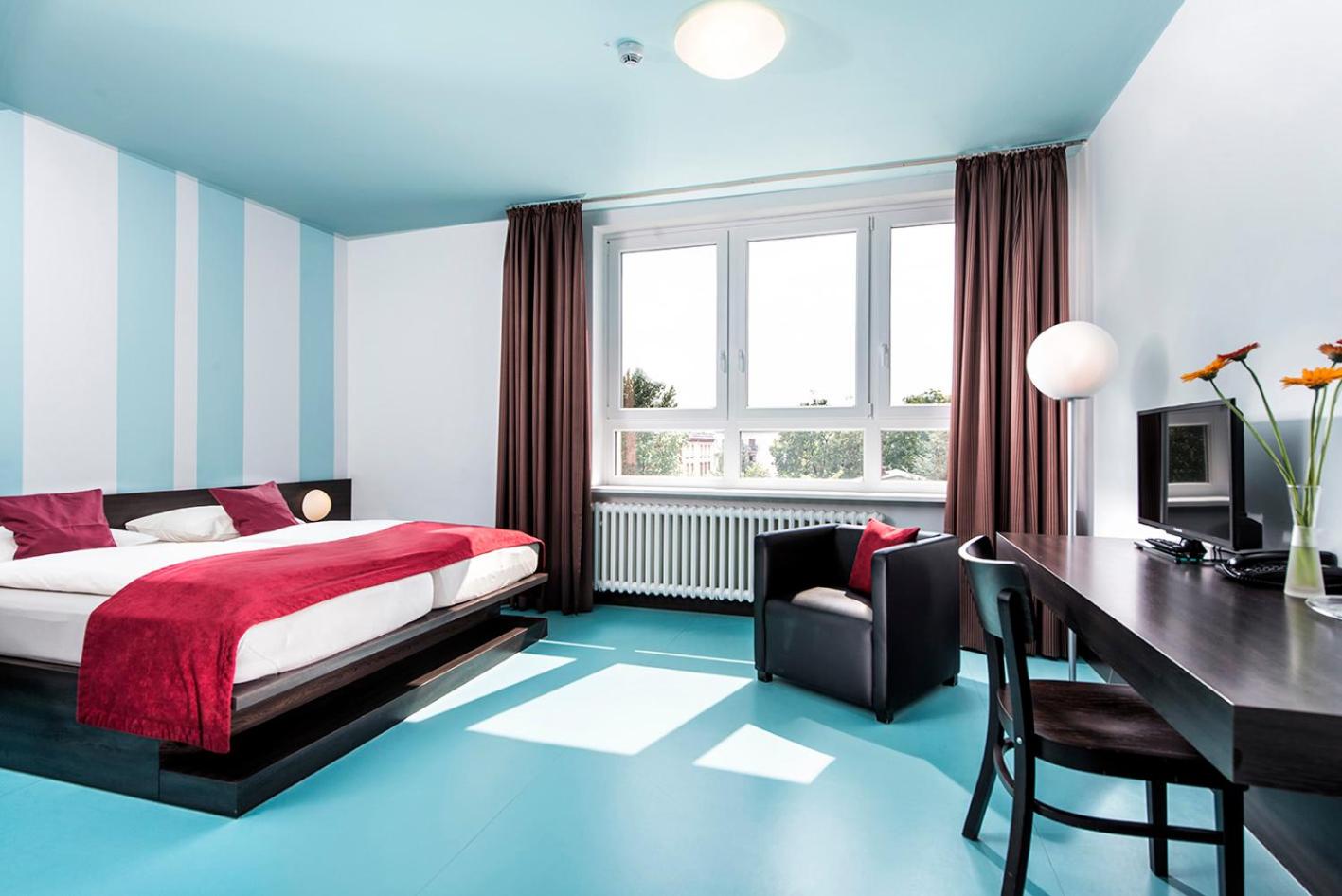 Double Room with Extra Bed photo 1