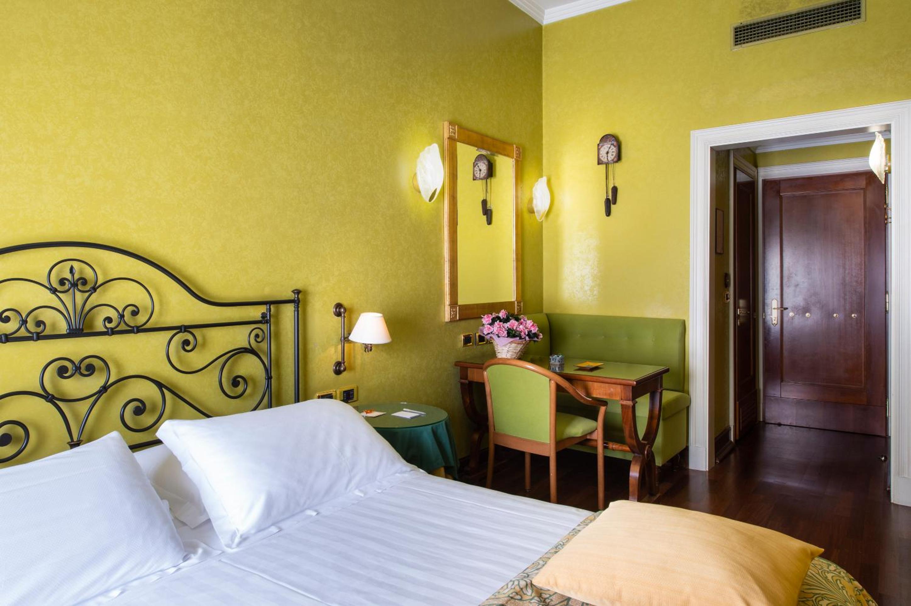 Superior Room - Photo 4