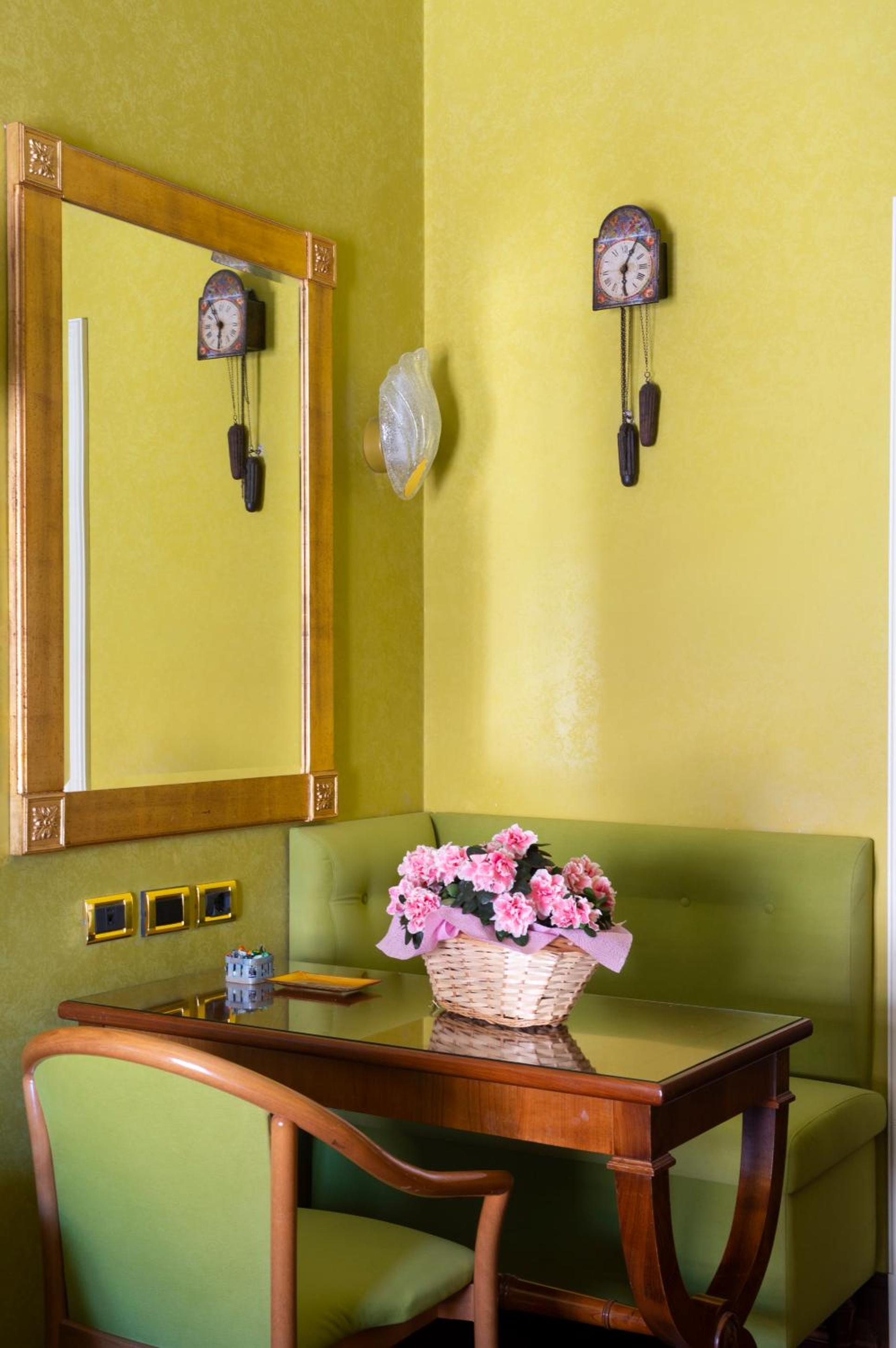 Superior Room - Photo 3