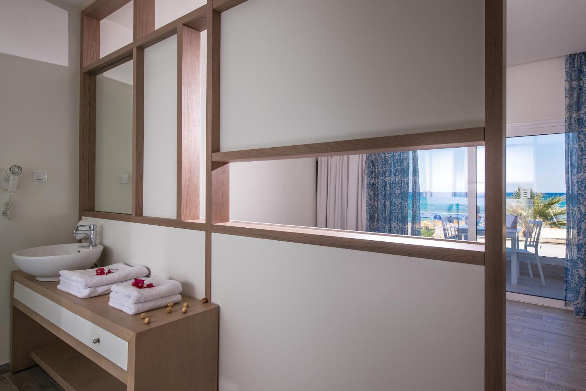 Junior Suite Front Sea View - Photo 2