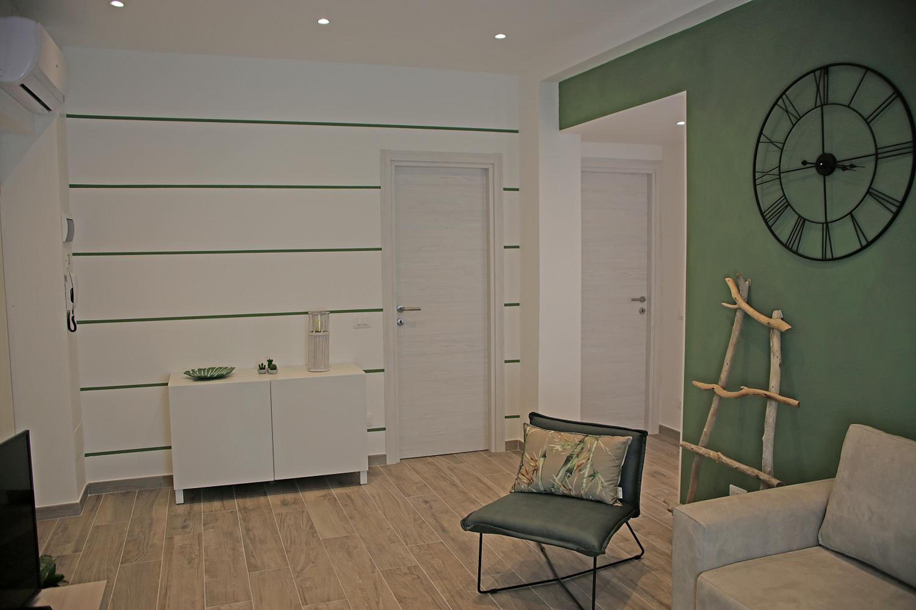 Apartment photo 1