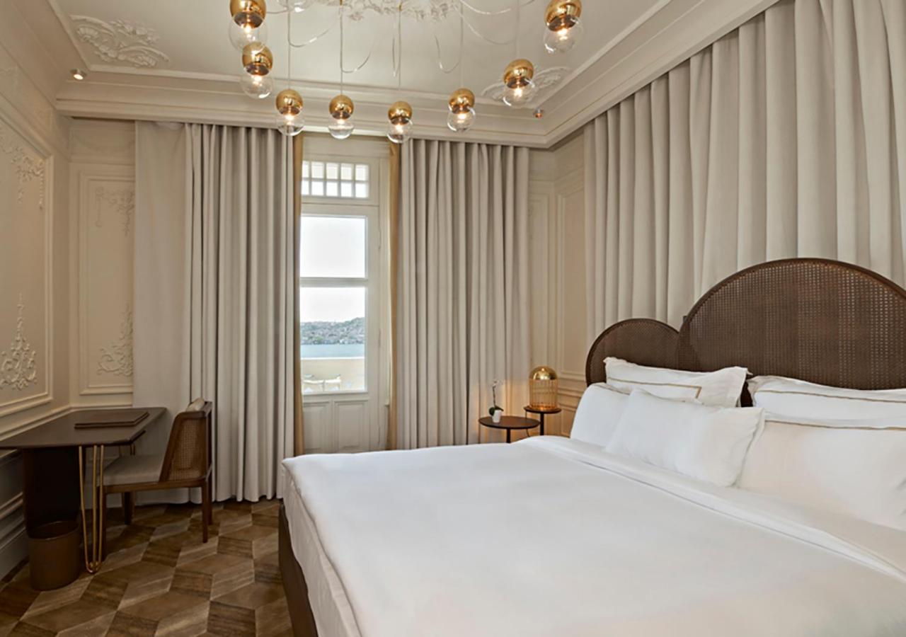 Superior Bosphorus Room