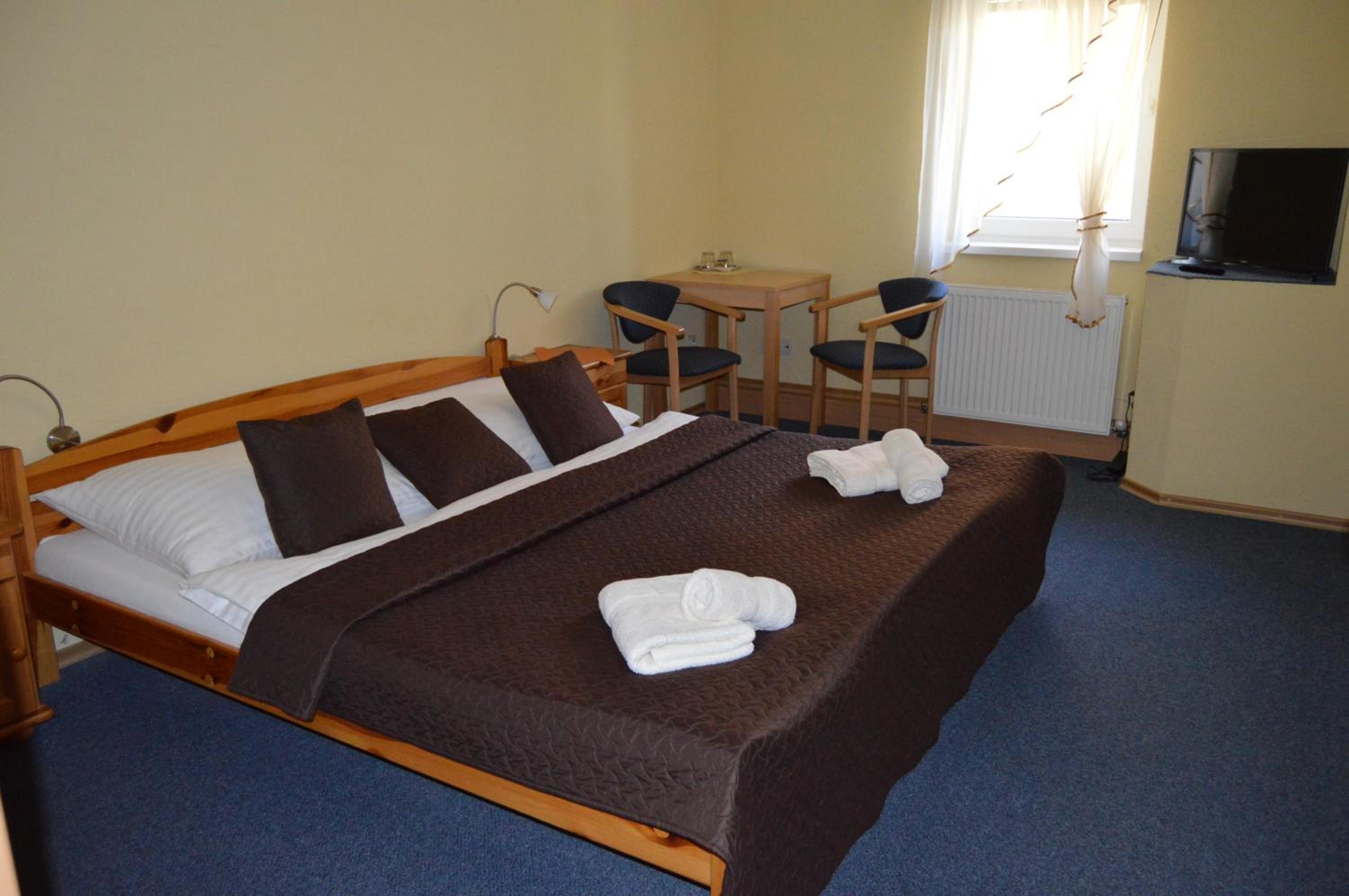 Double or Twin Room photo 3