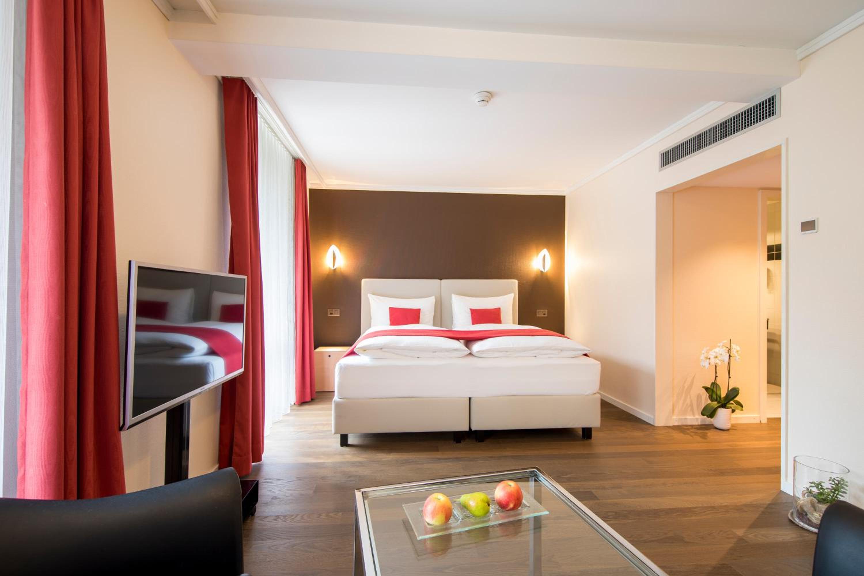Standard Double Room - Garden View with A/C photo 1