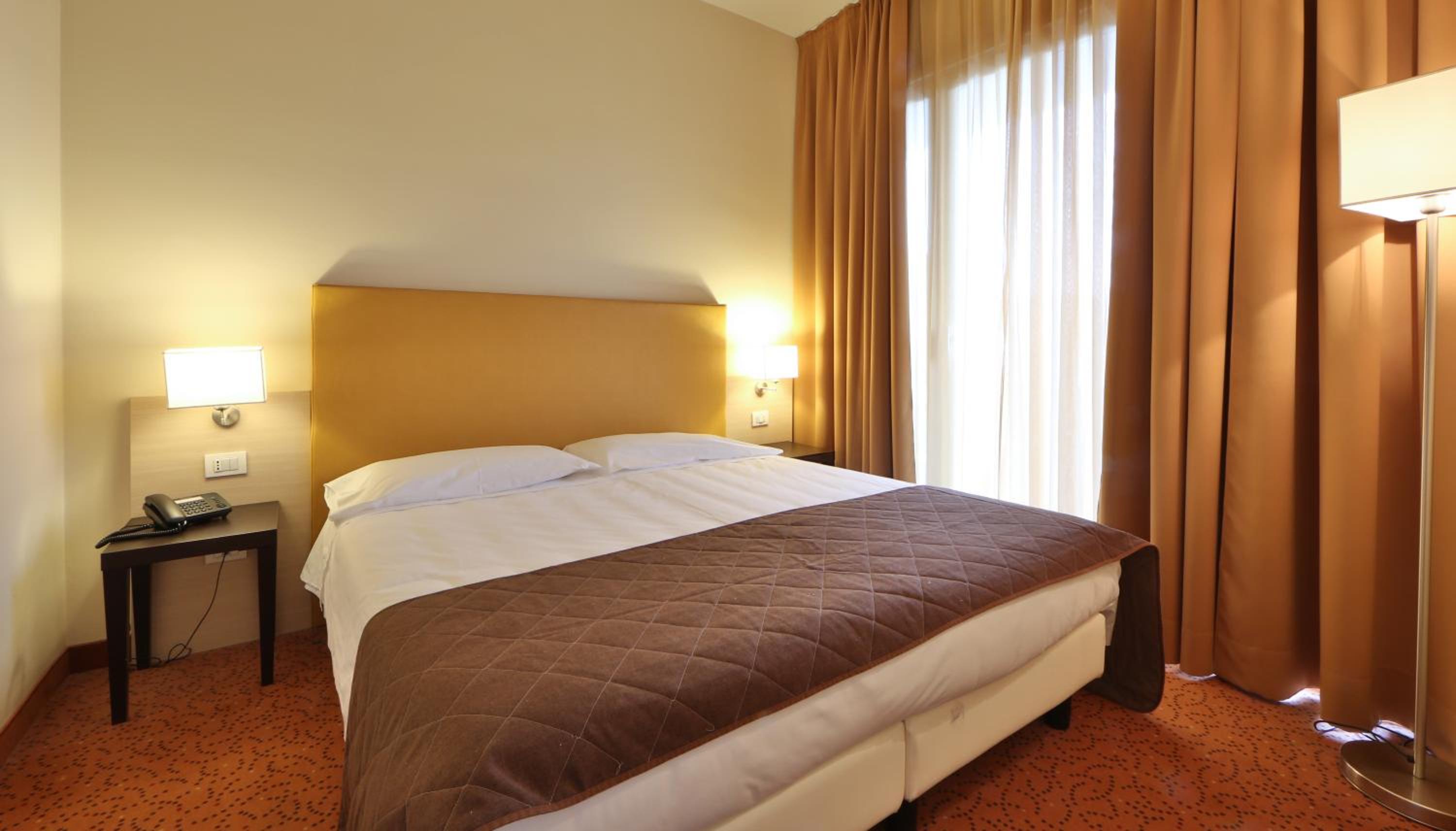 Triple Room - Photo 2