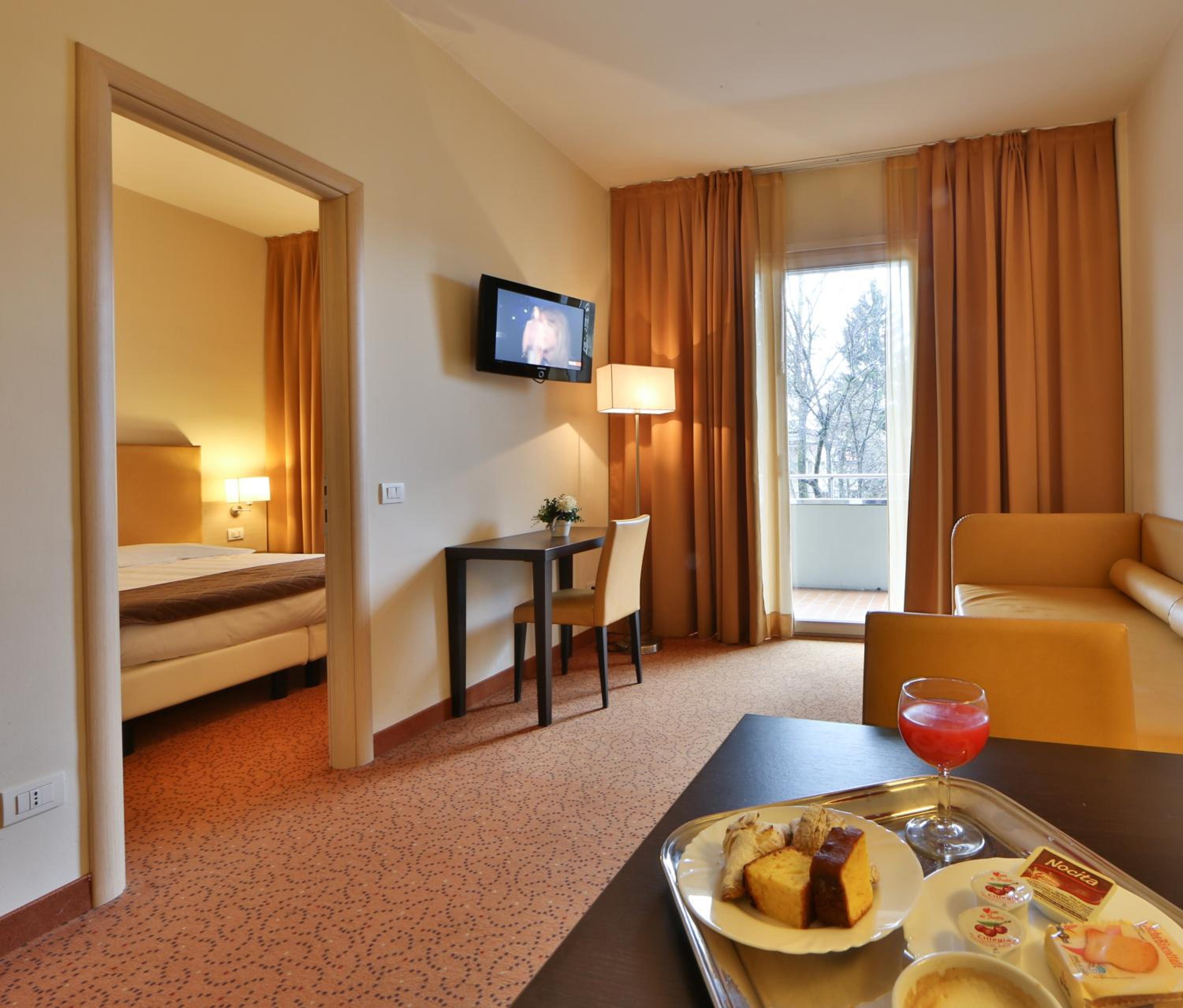 Triple Room - Photo 1