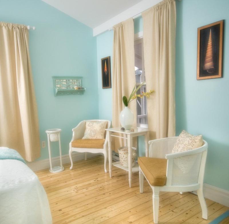 Queen Room photo 3