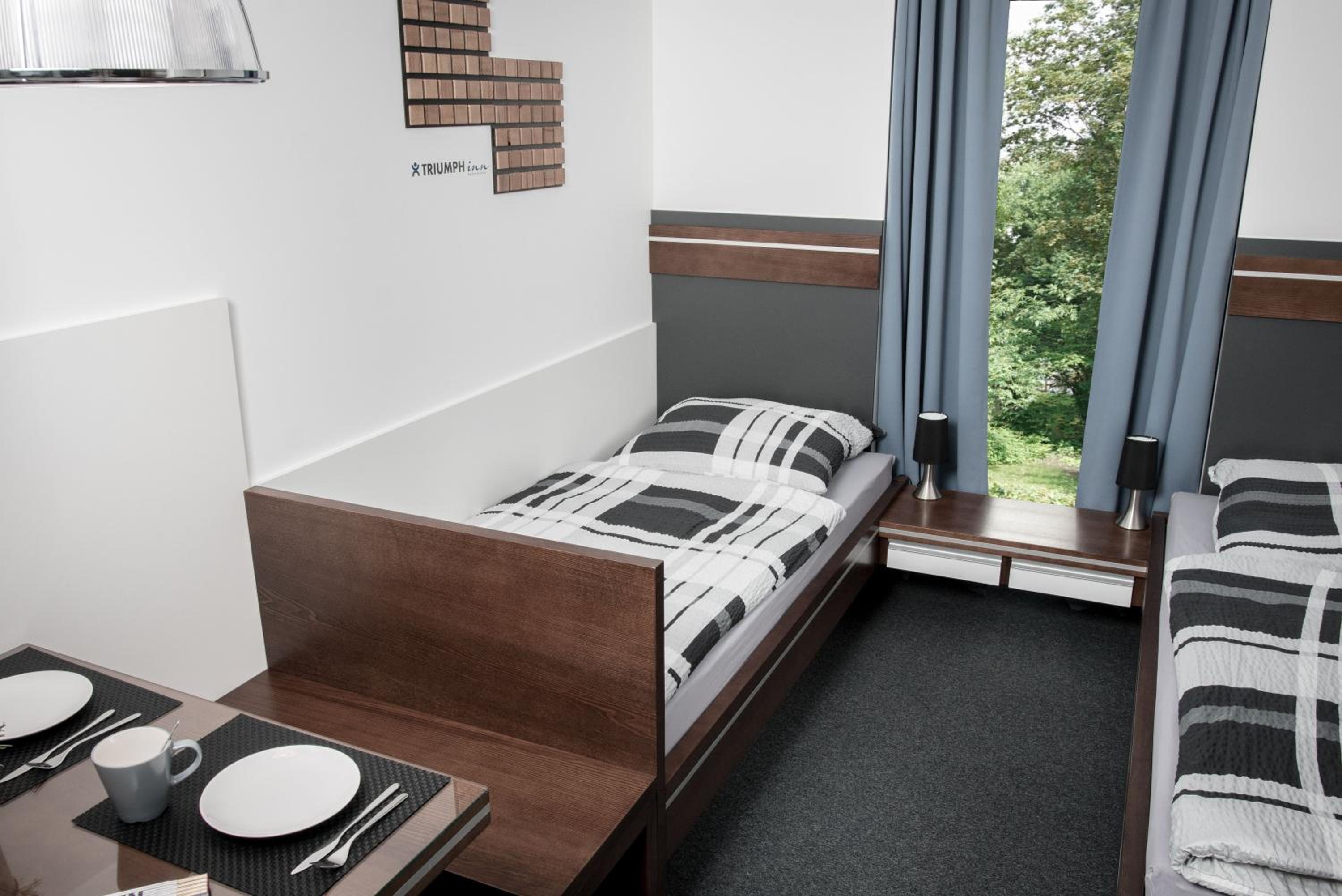 Double or Twin Room with Shared Bathroom photo 1