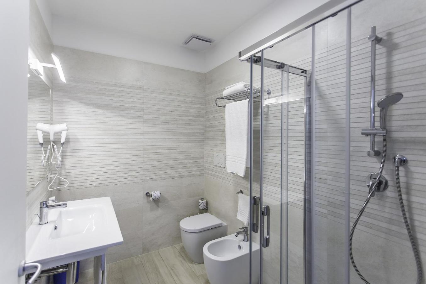 Studio Apartment - Photo 5