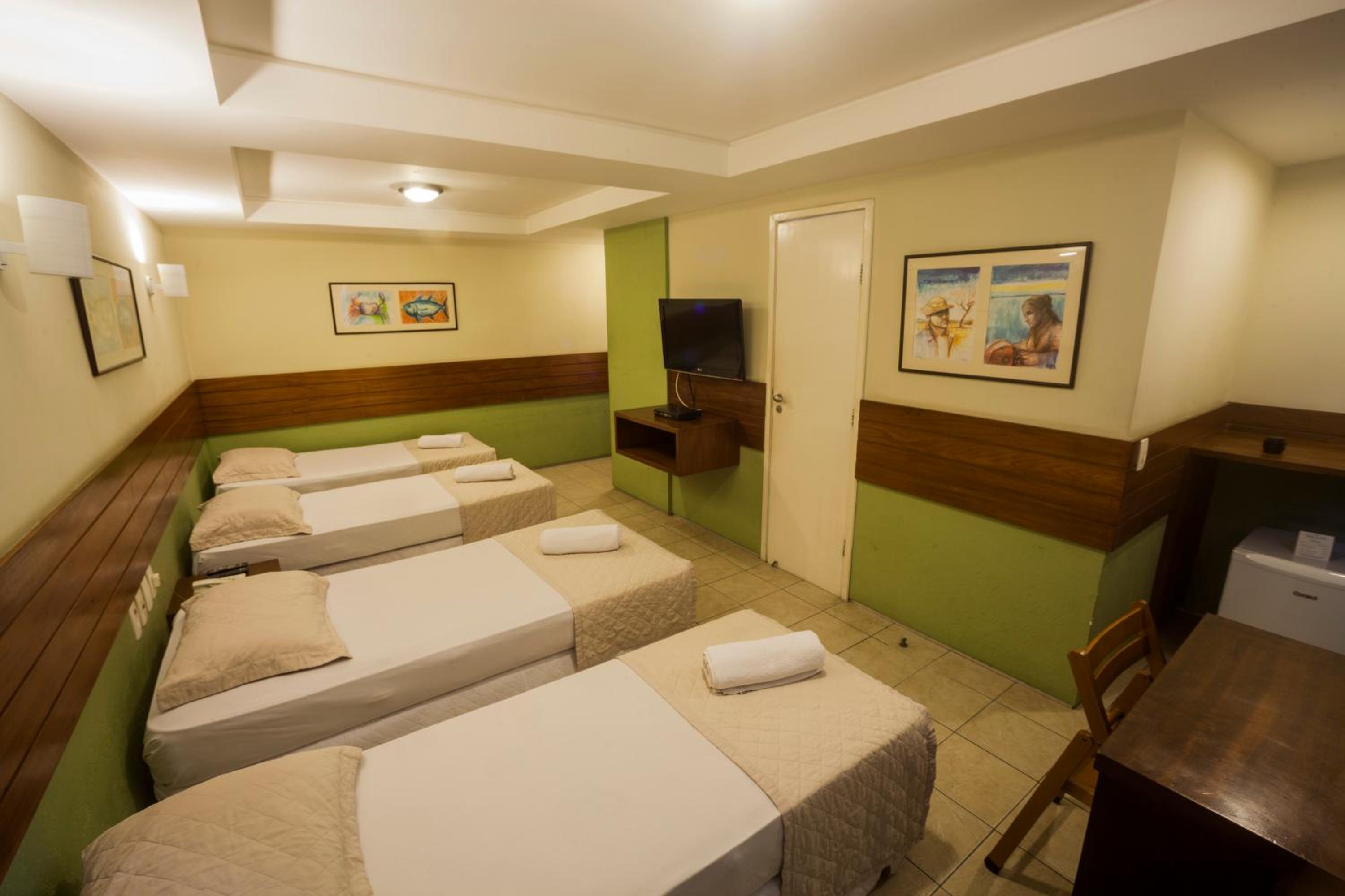 Standard Quadruple Room photo 2