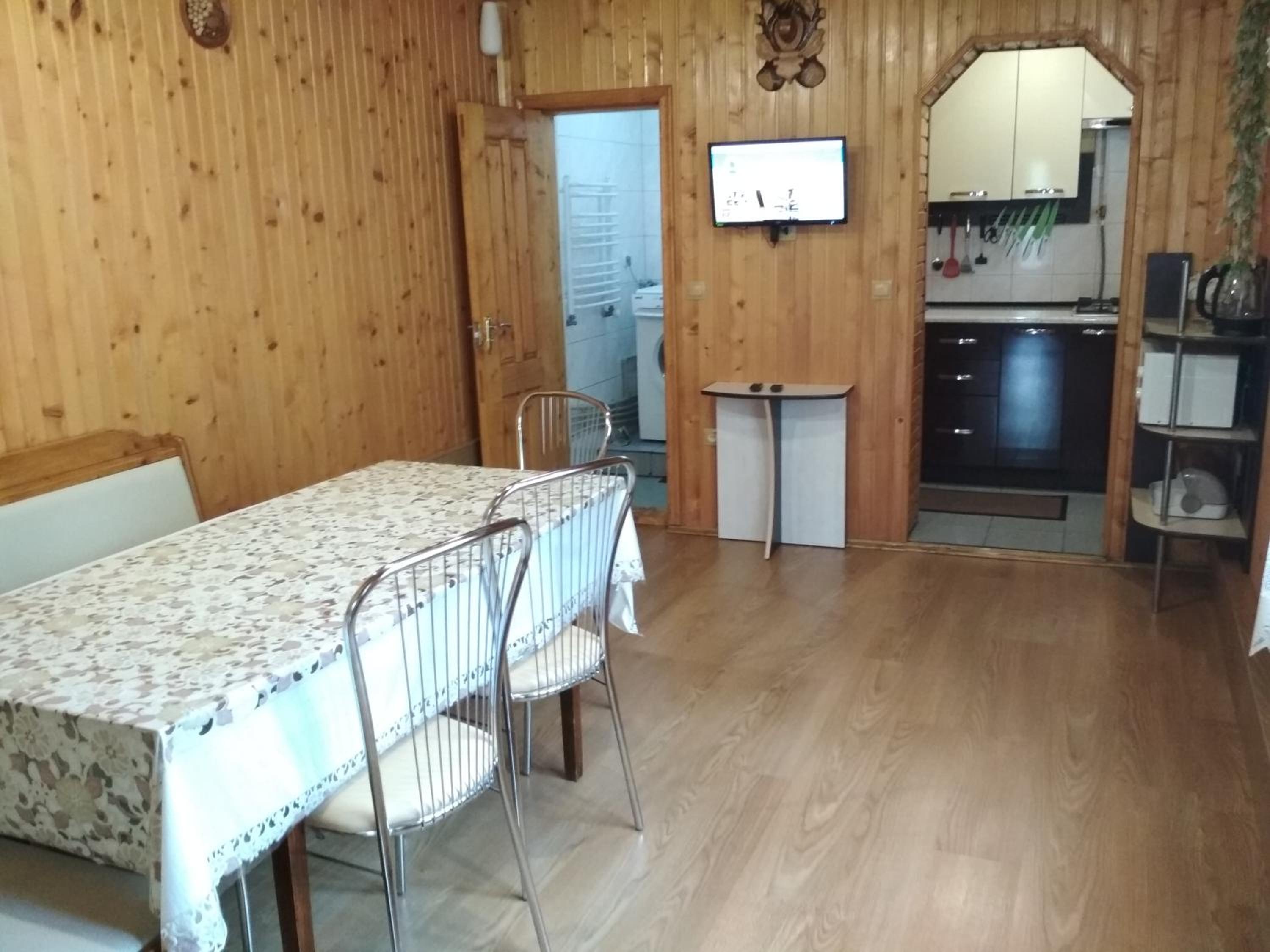 Three-Bedroom House photo 2