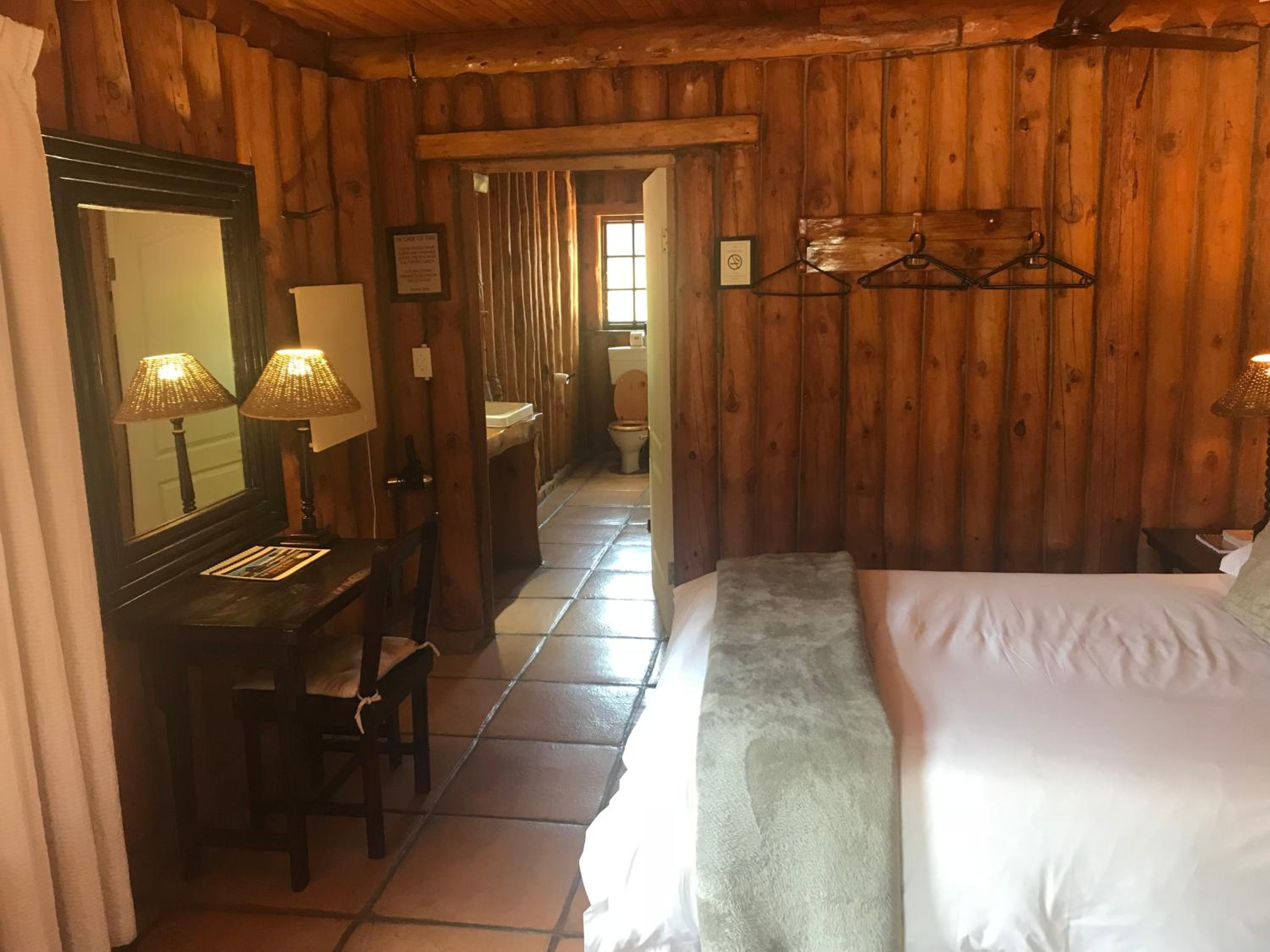 Double Room with Garden View - Photo 3