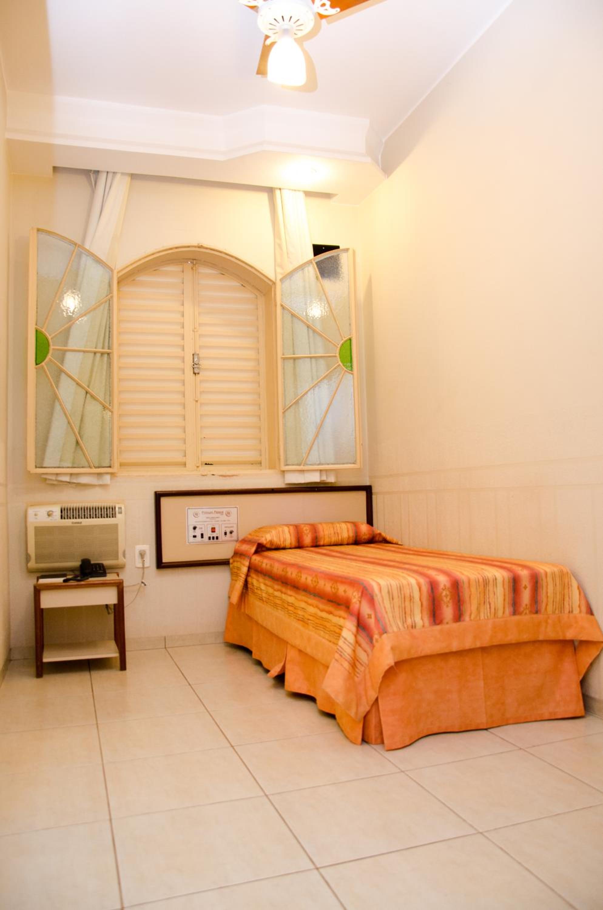 Standard Single Room photo 2