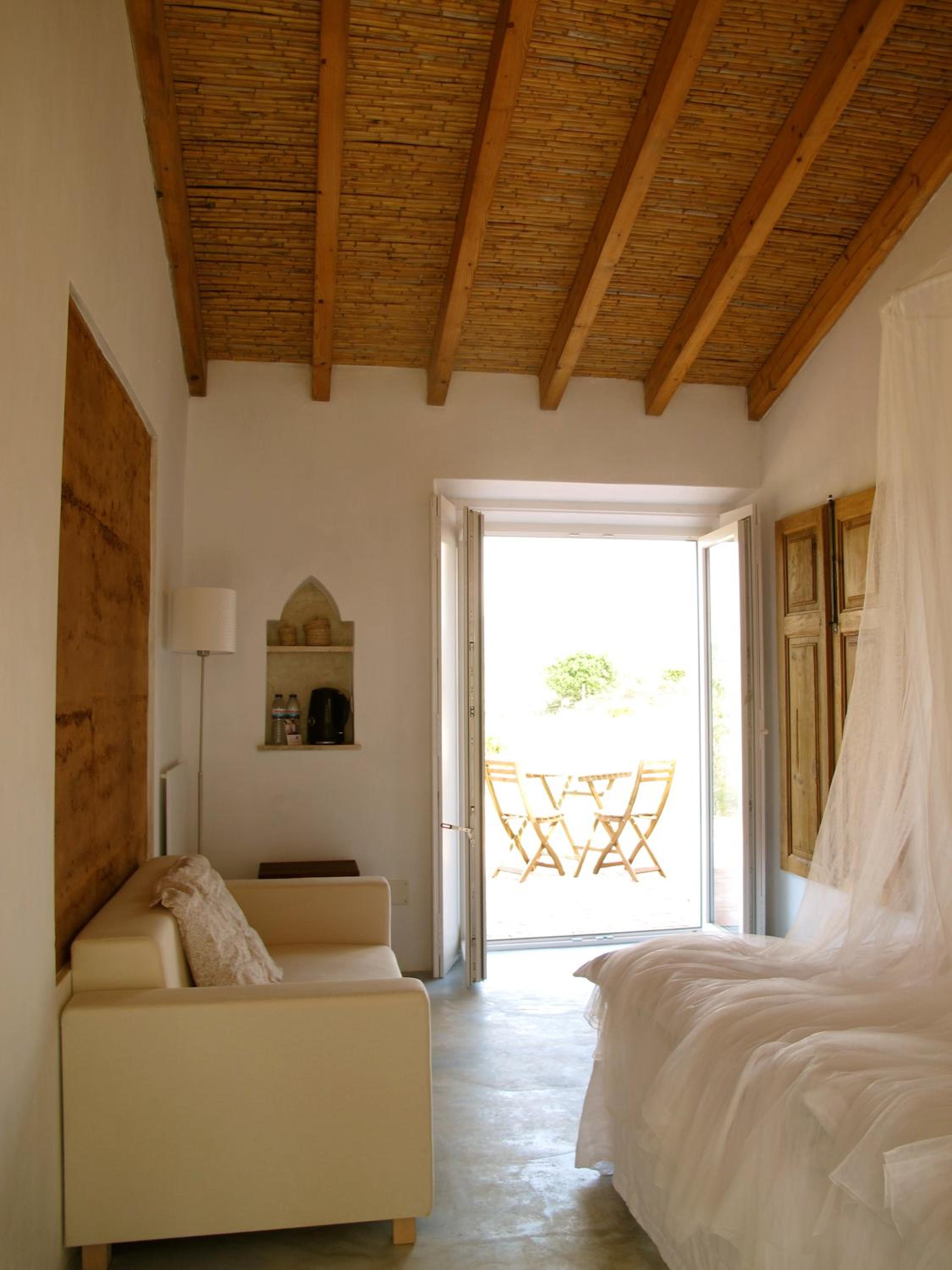 Double Room - Photo 5