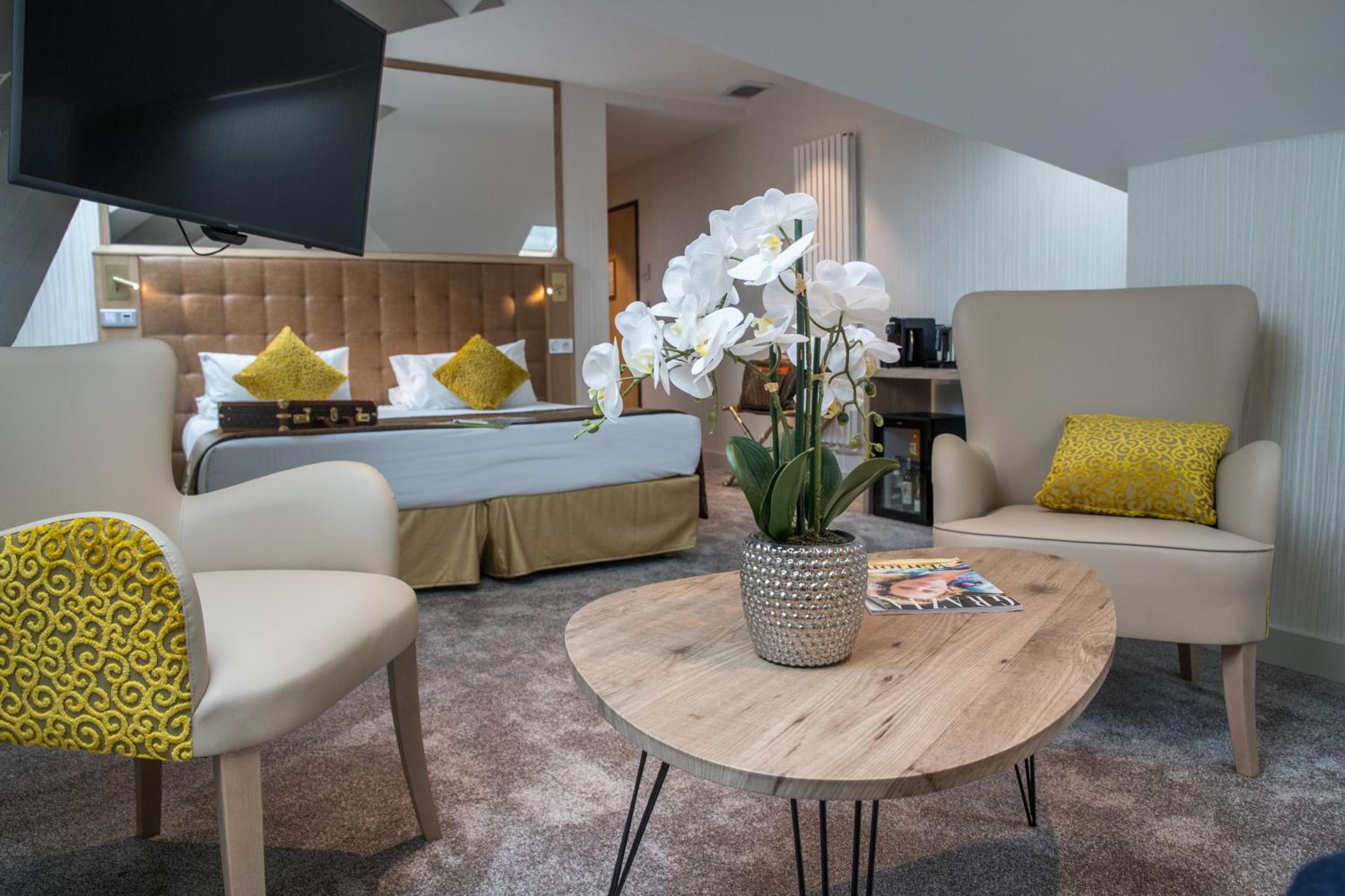 King Suite - Photo 4