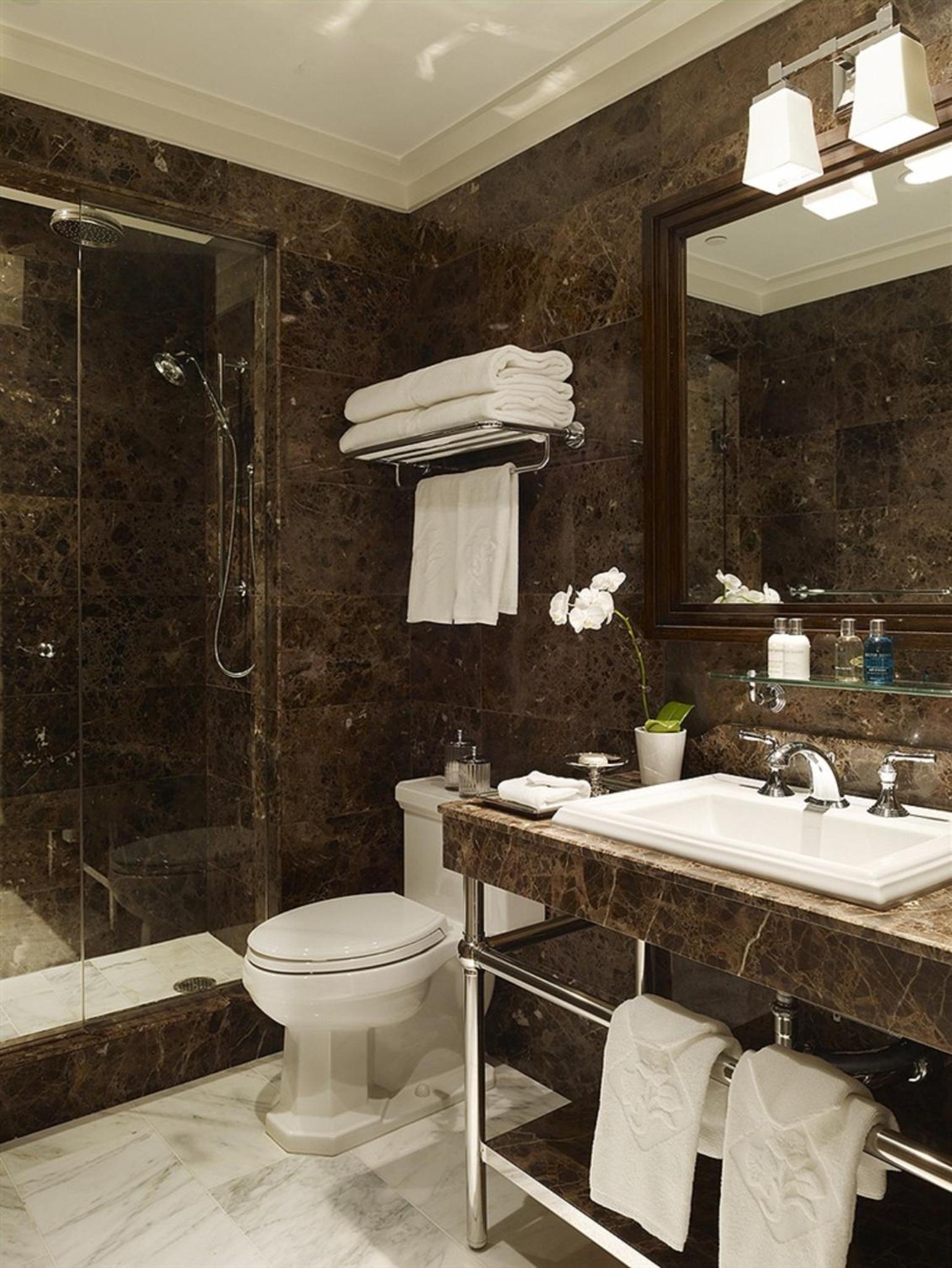 Deluxe Queen Room - Photo 4