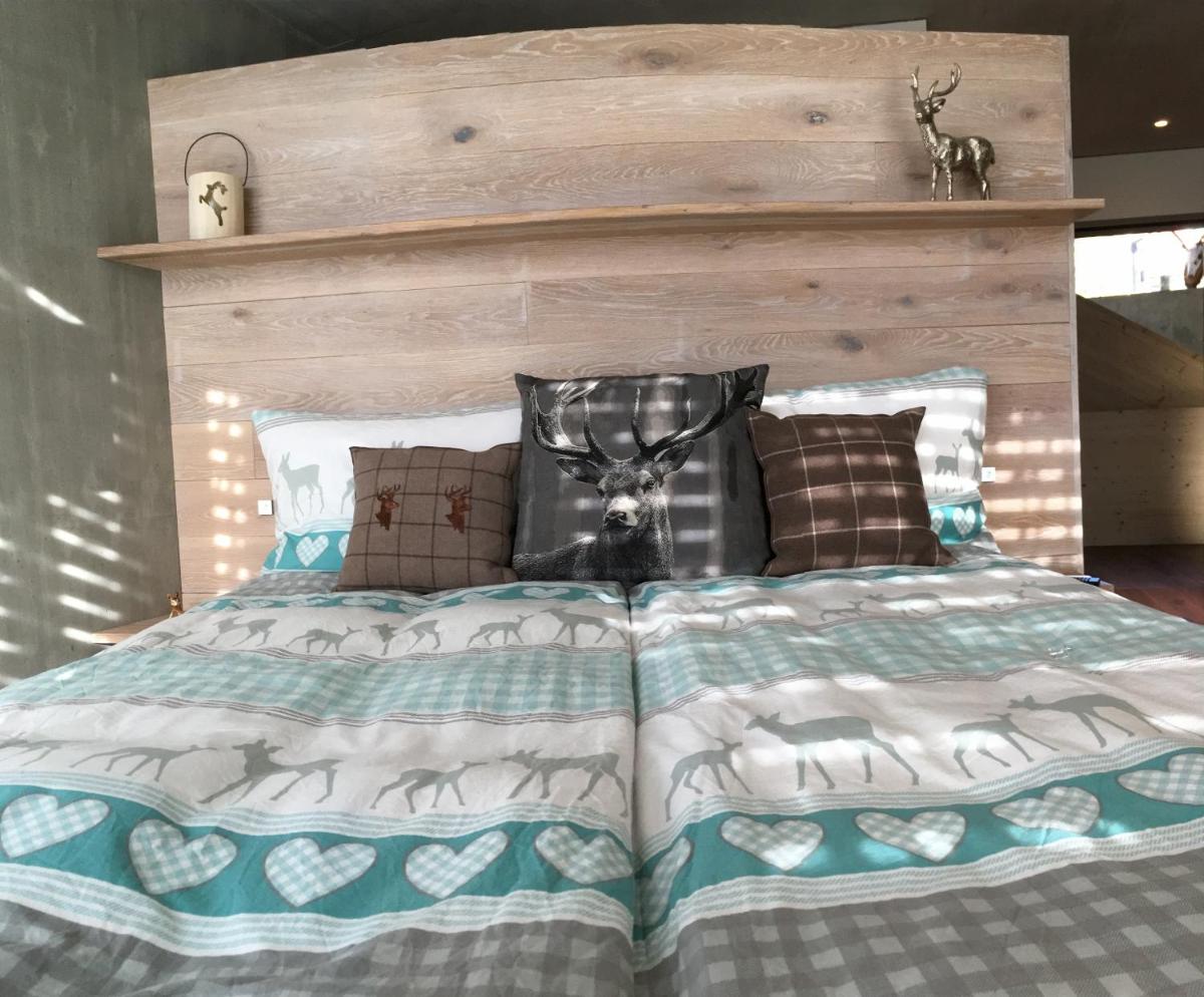 Double Room with Mountain View