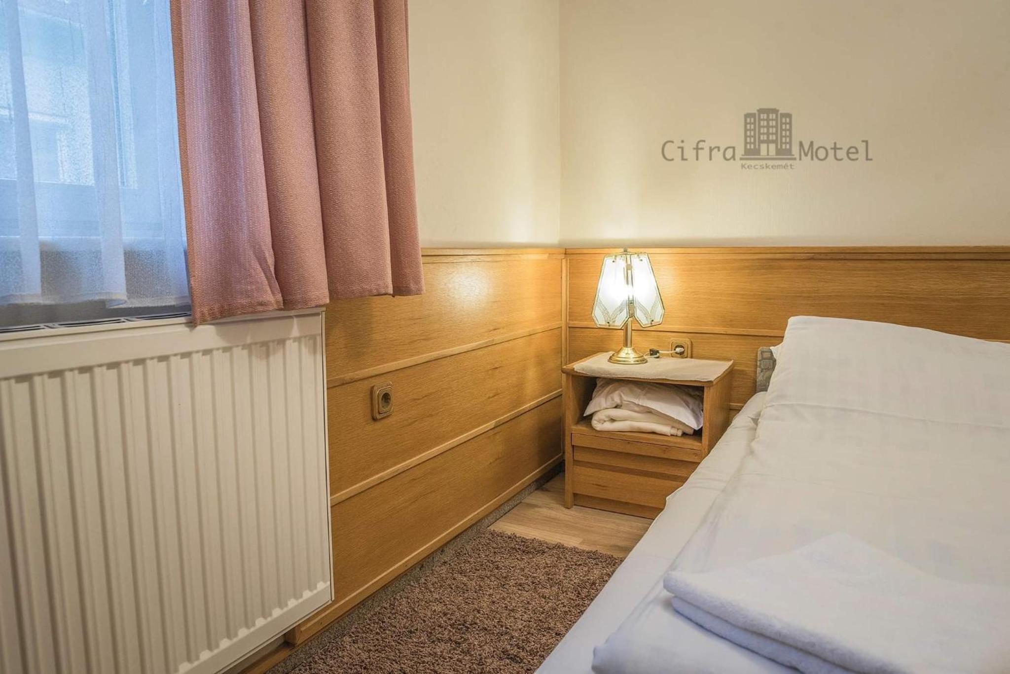Double Or Twin Room With Bathroom photo 3