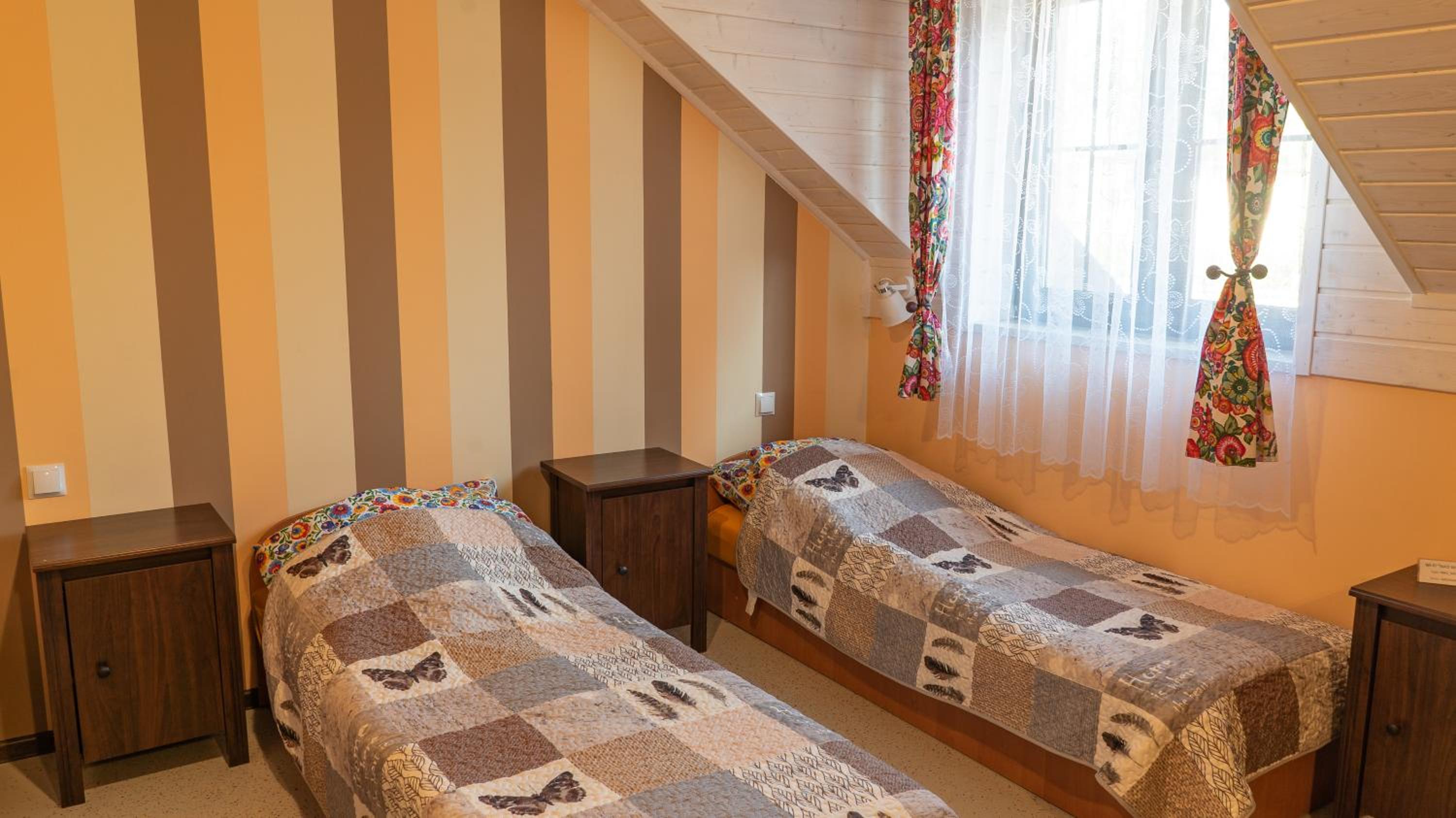 Dormitory Room (5 Adults) photo 2