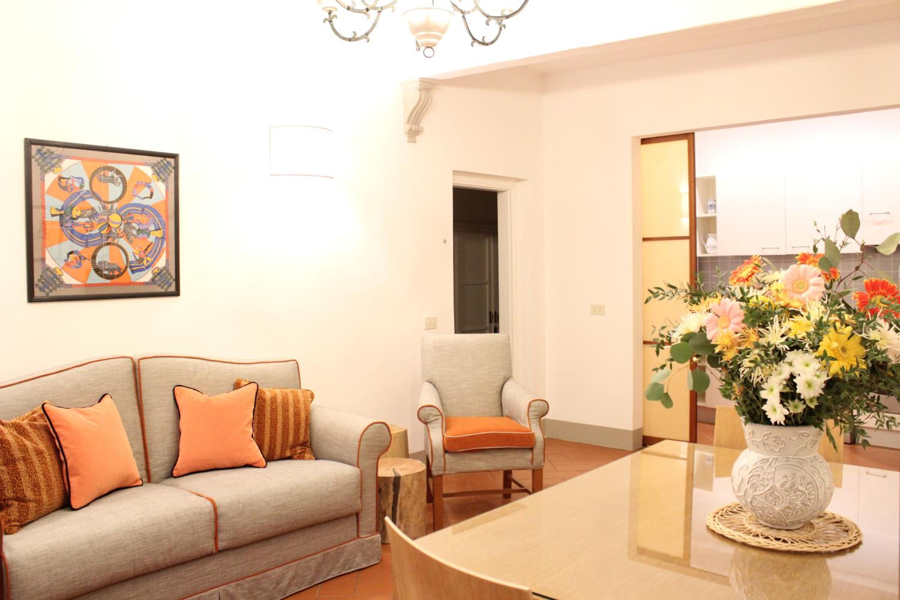 Two-Bedroom Standard Apartment photo 2
