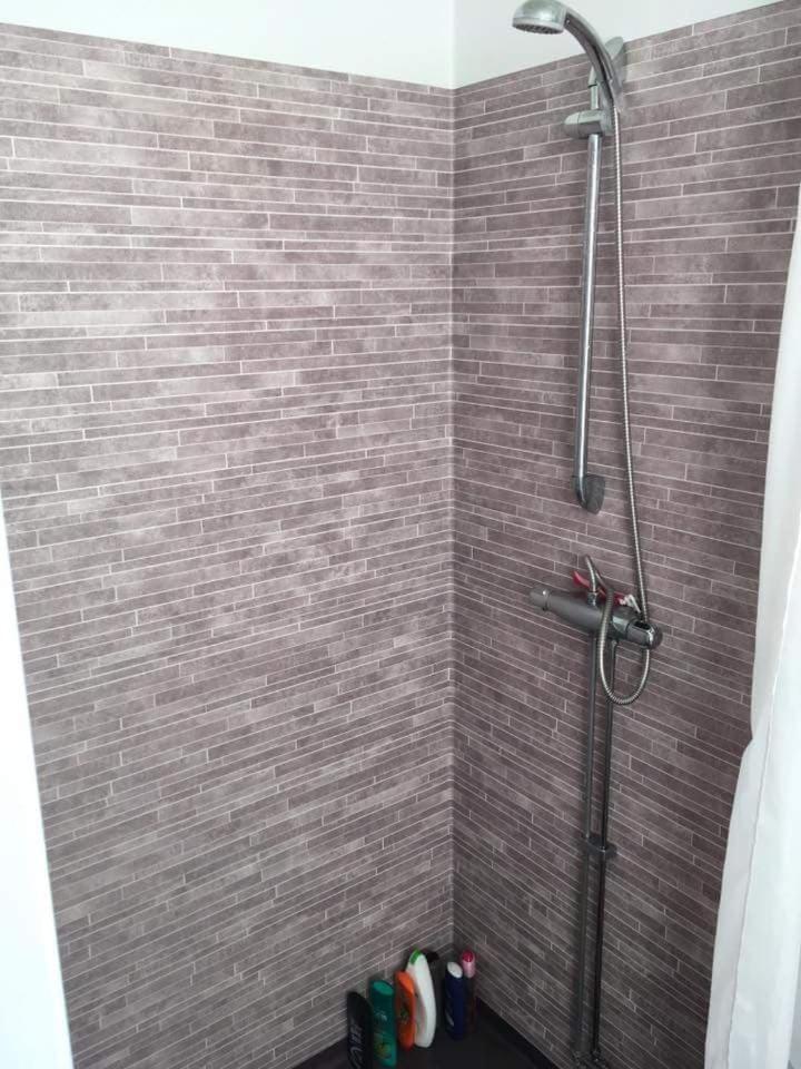 Villa - Photo 2