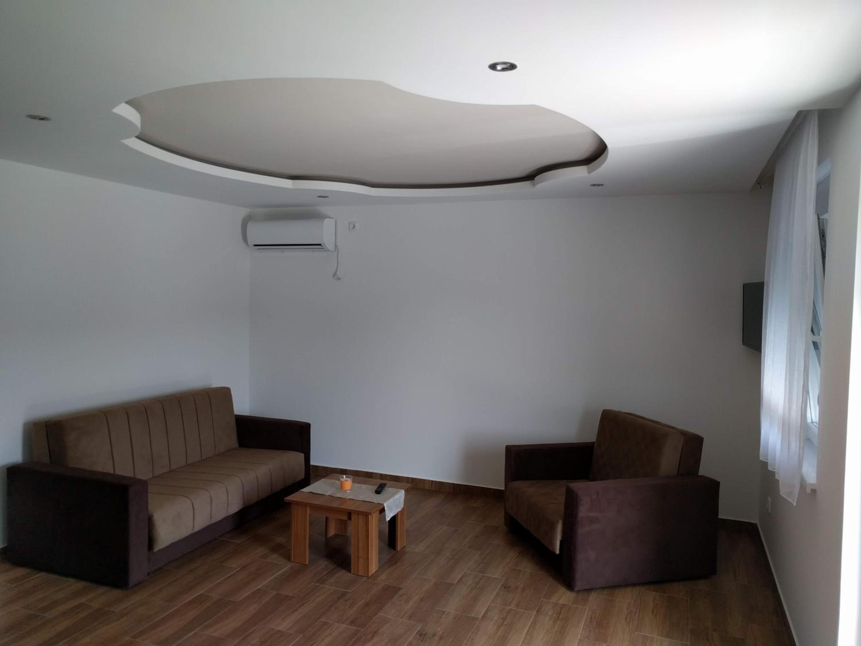 Apartment photo 3