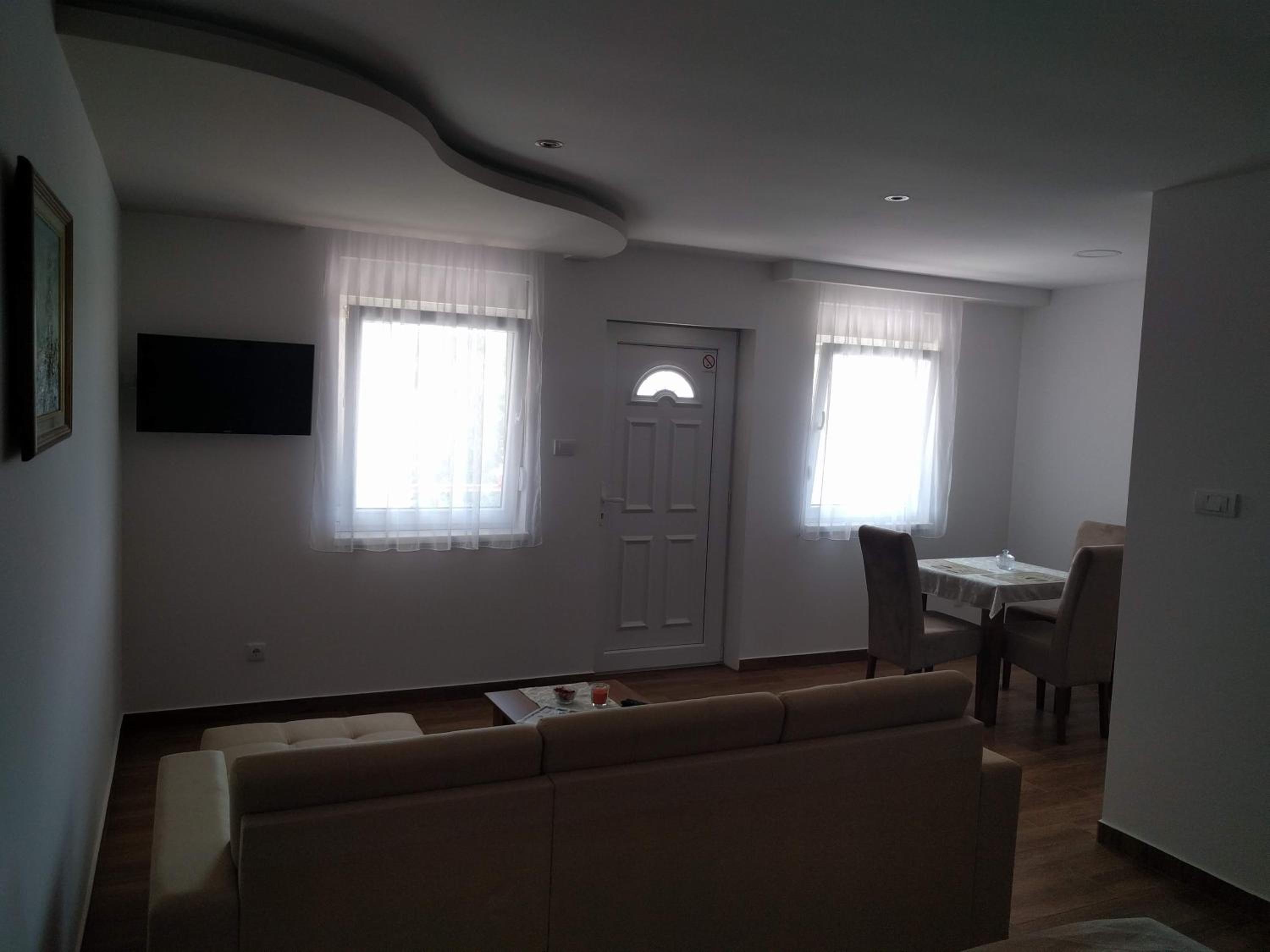 Studio Apartment photo 3
