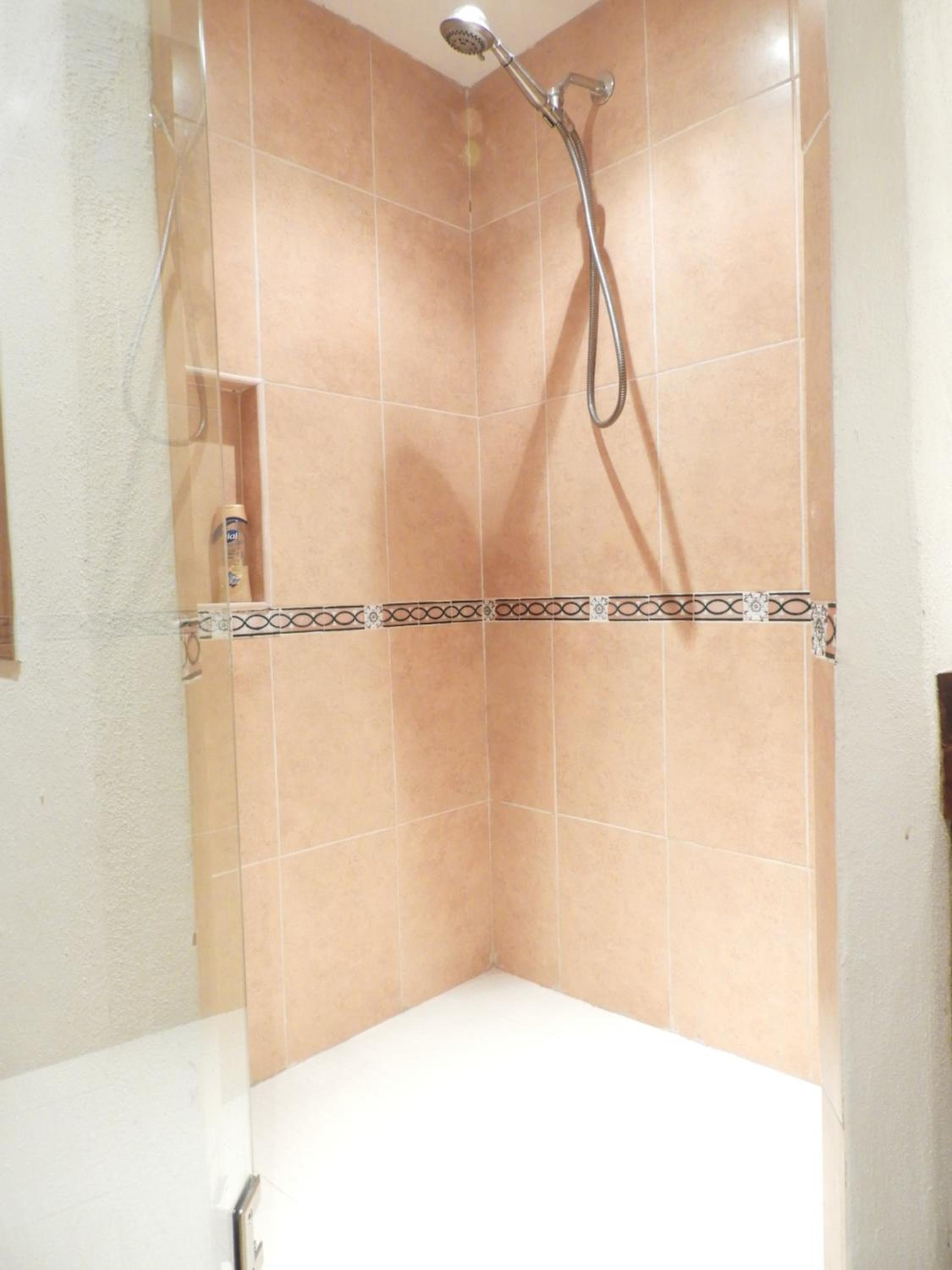 Studio Apartment - Photo 10