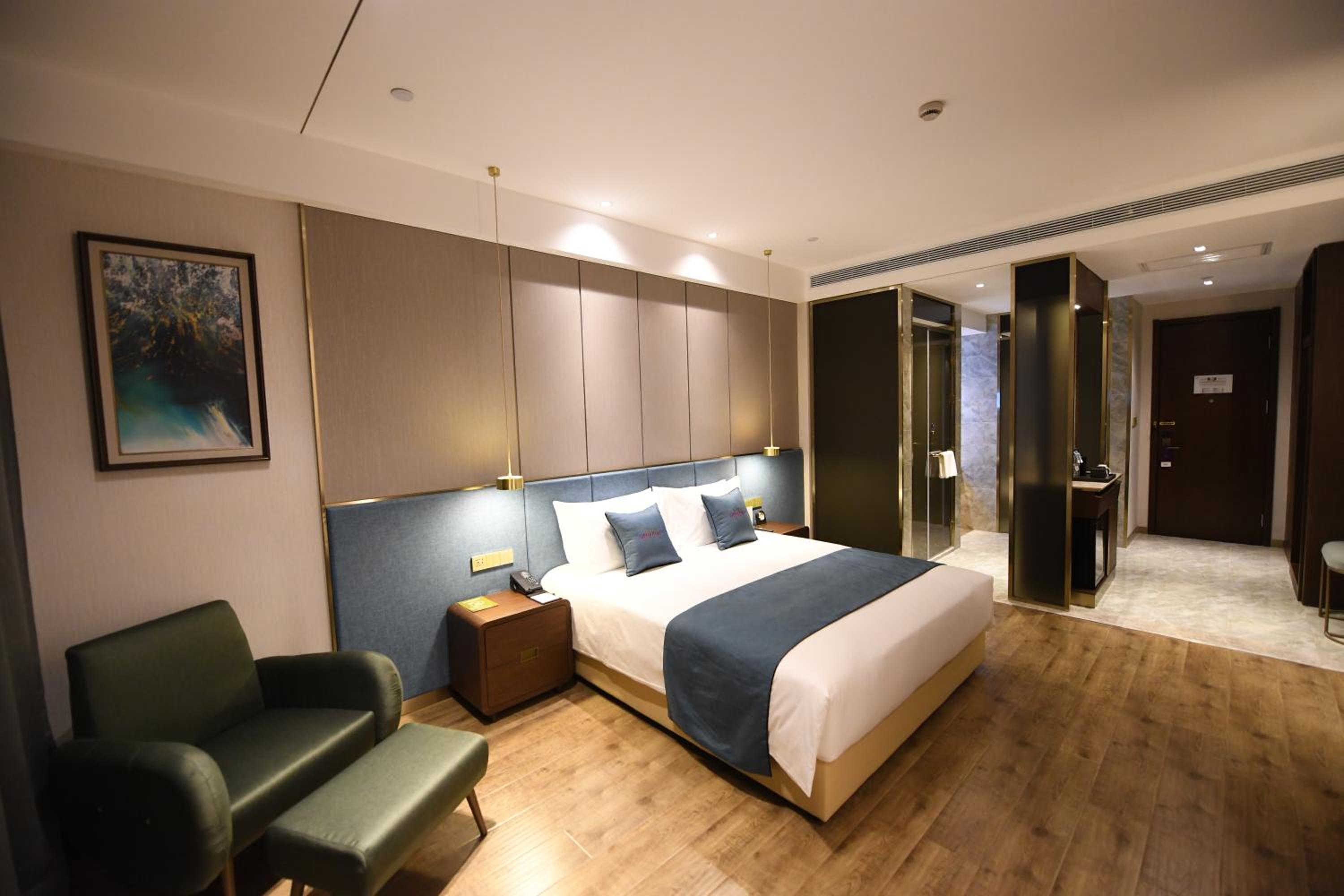Superior King Room photo 1