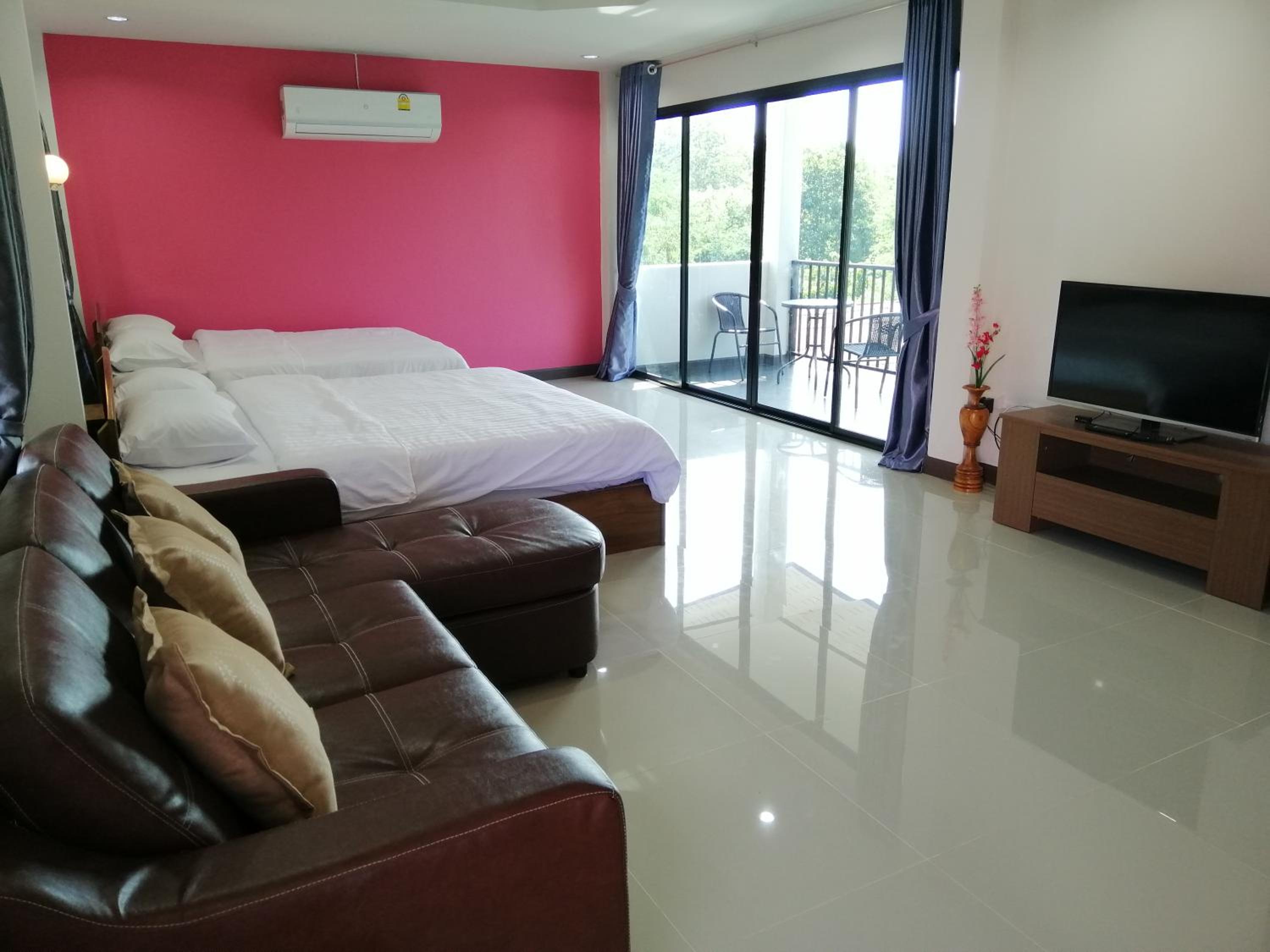 Quadruple Room with Terrace - Photo 2