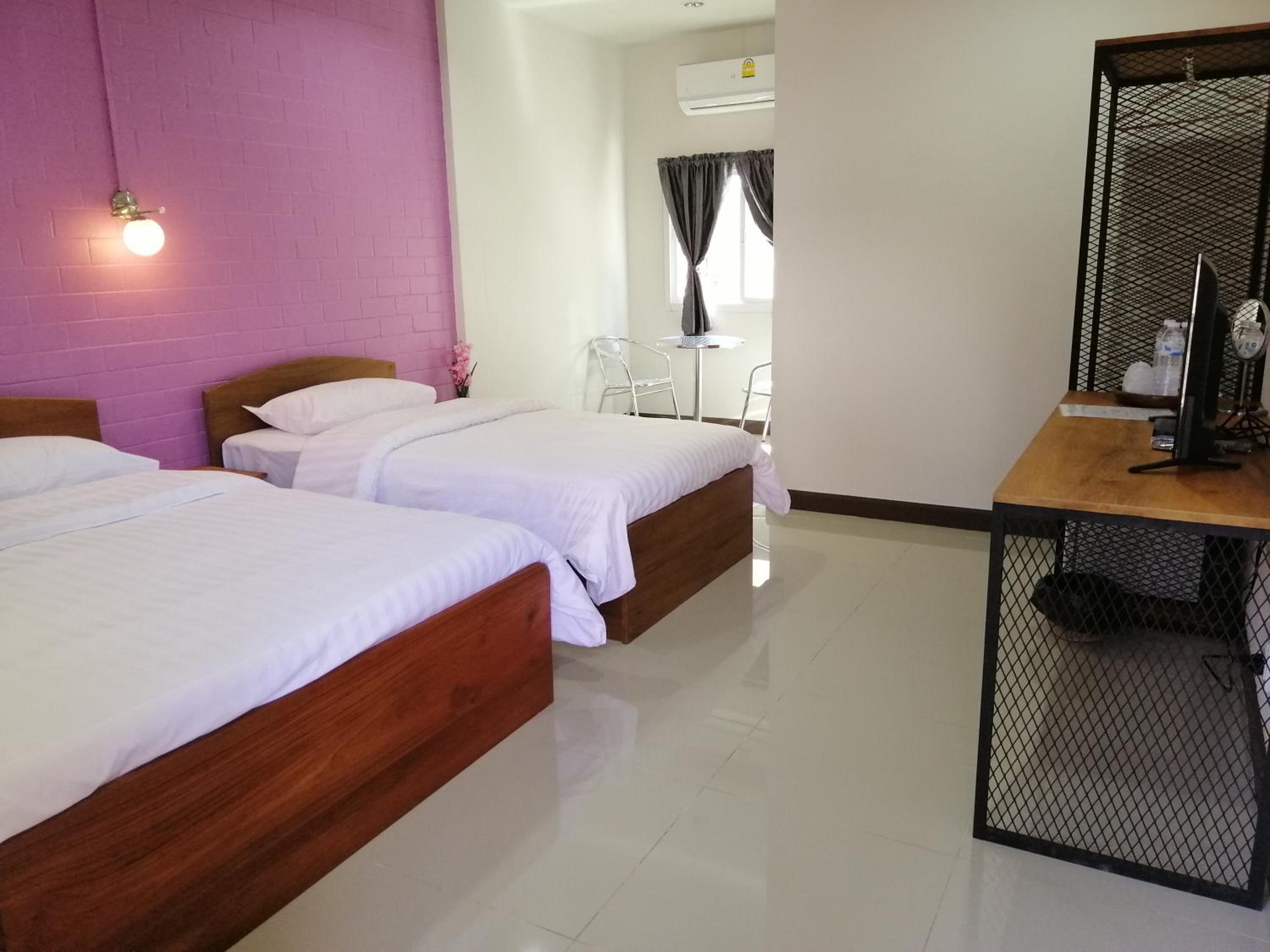 Standard Triple Room - Photo 2