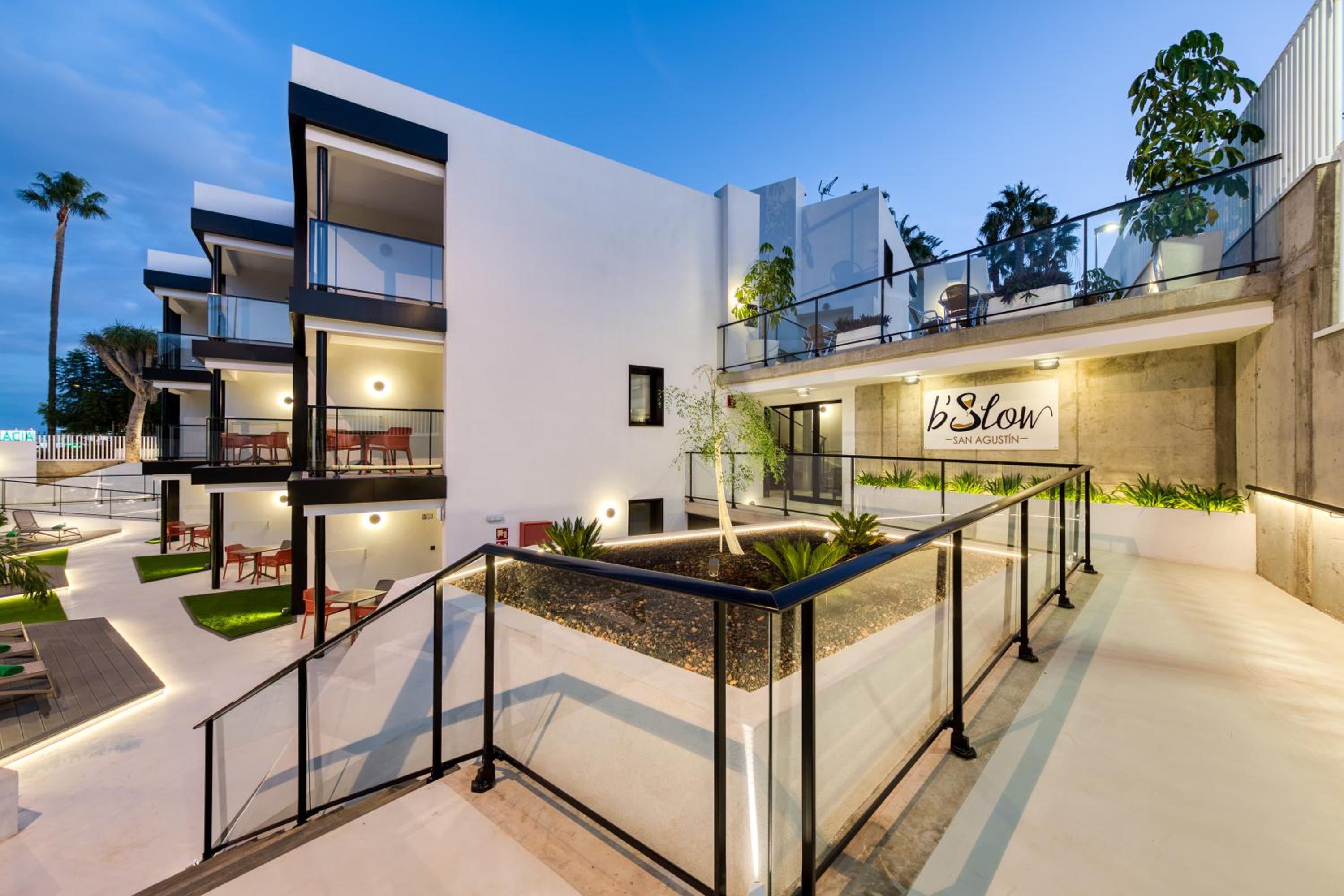 Apartment - Ground Floor photo 2