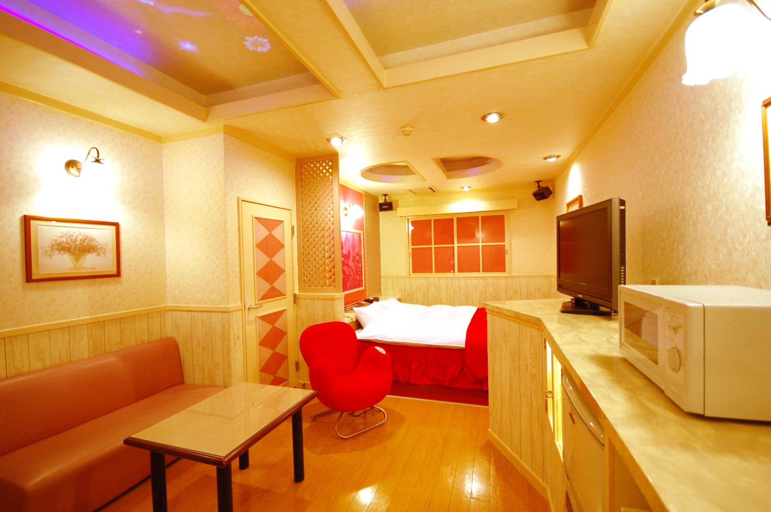 Double Room - Photo 7