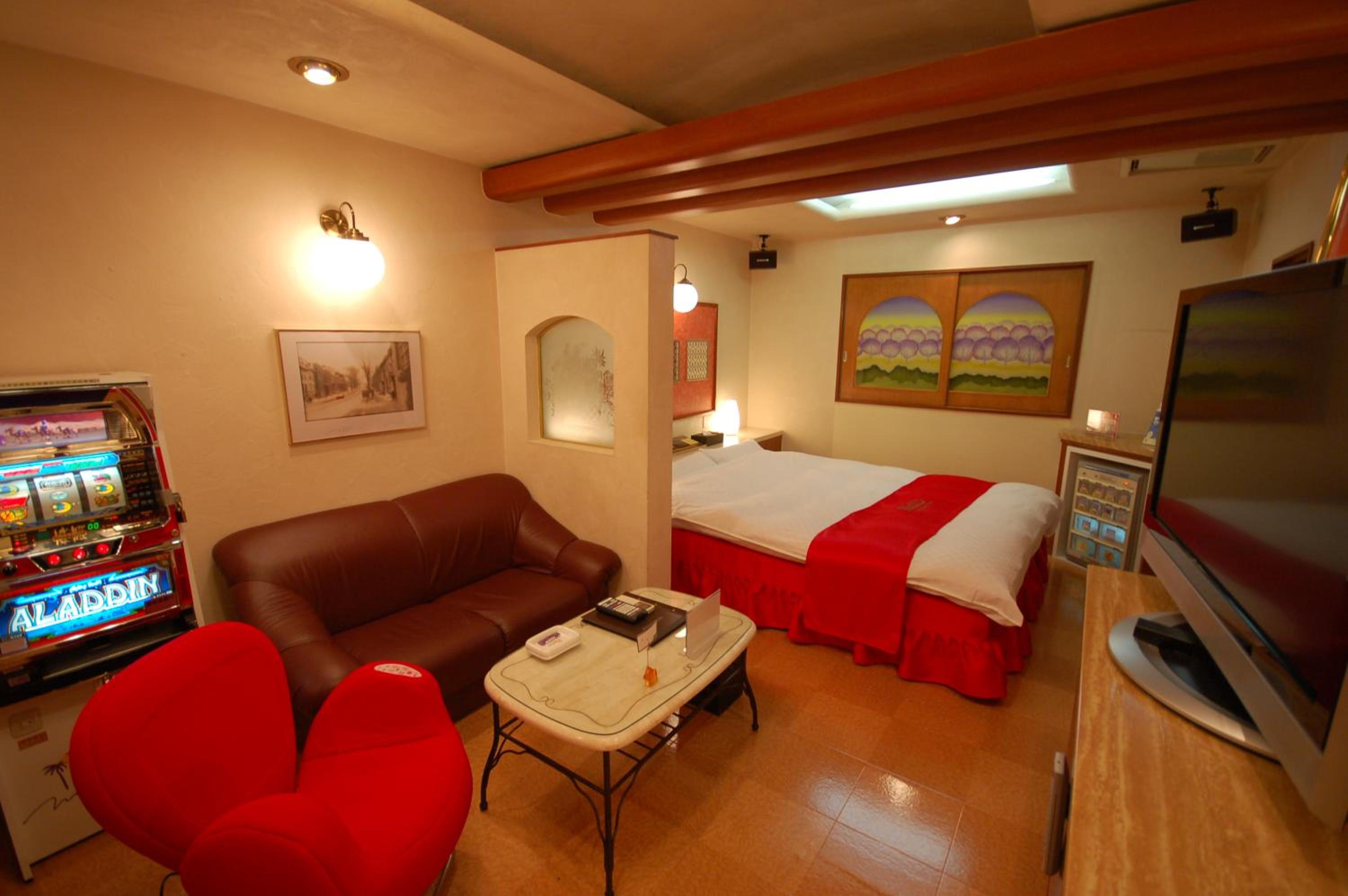Double Room - Photo 13