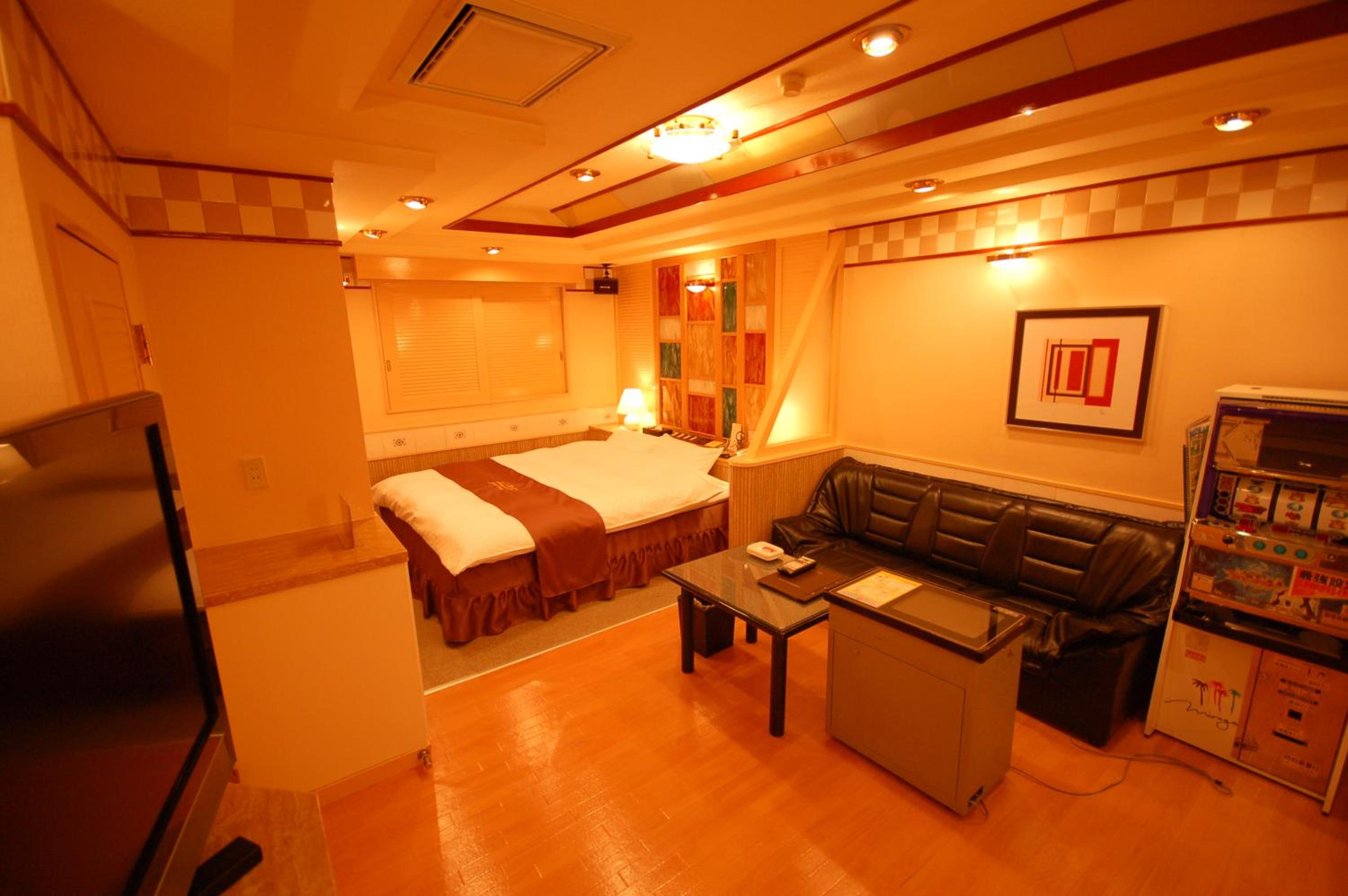 Double Room - Photo 15