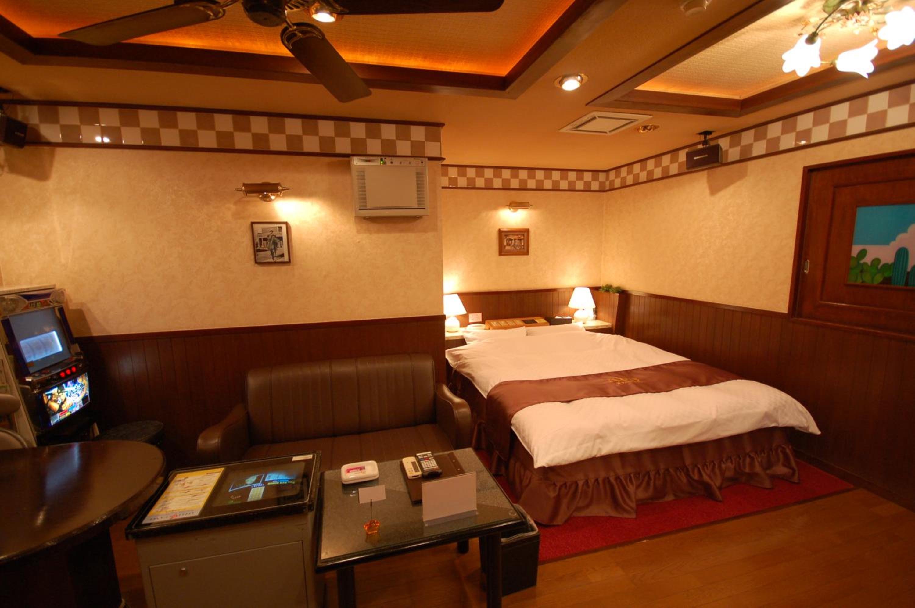 Double Room - Photo 14