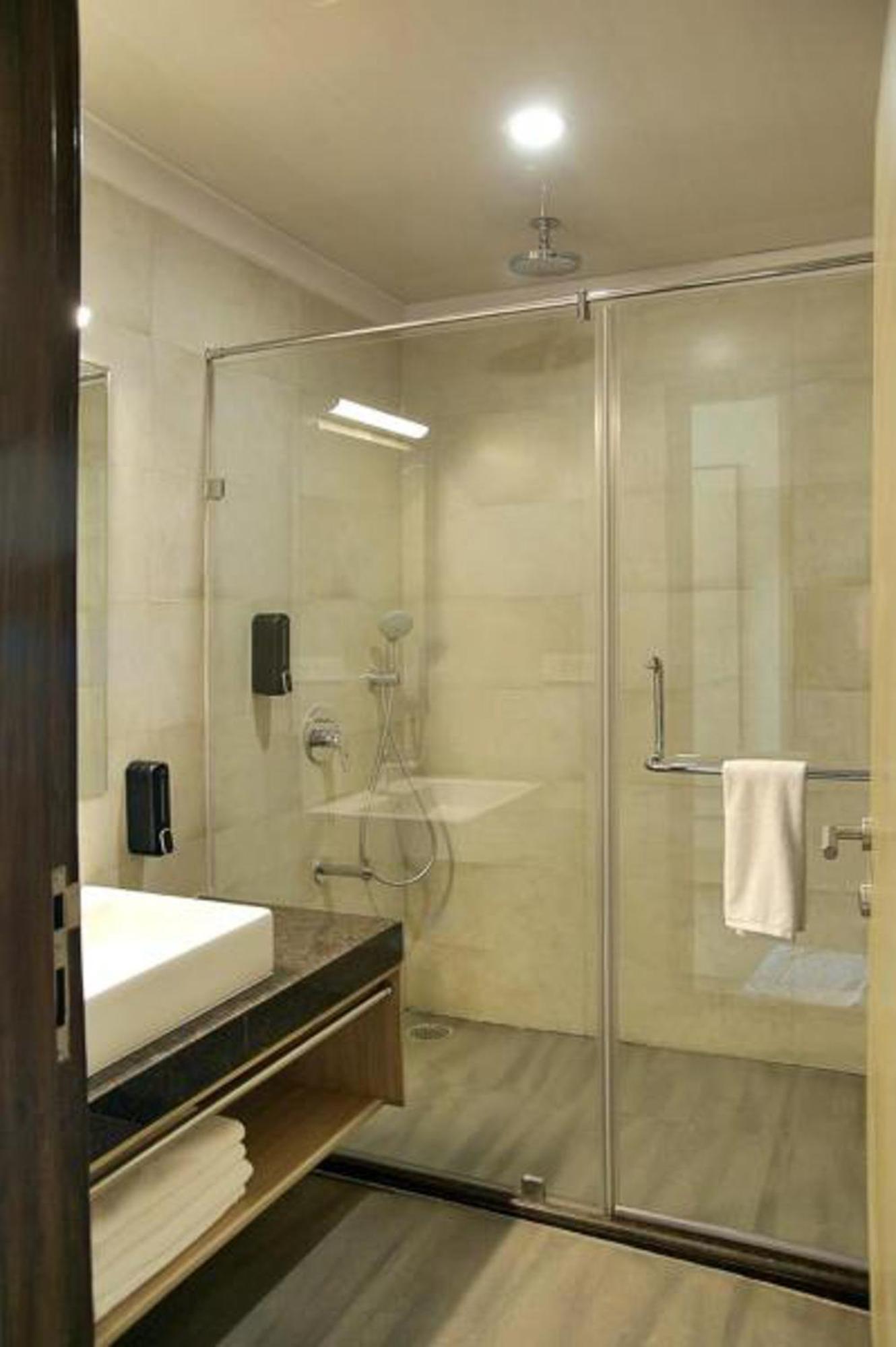 Deluxe Room - Photo 4