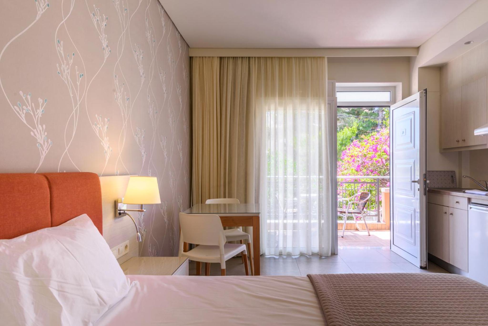 Superior Double or Twin Room photo 2