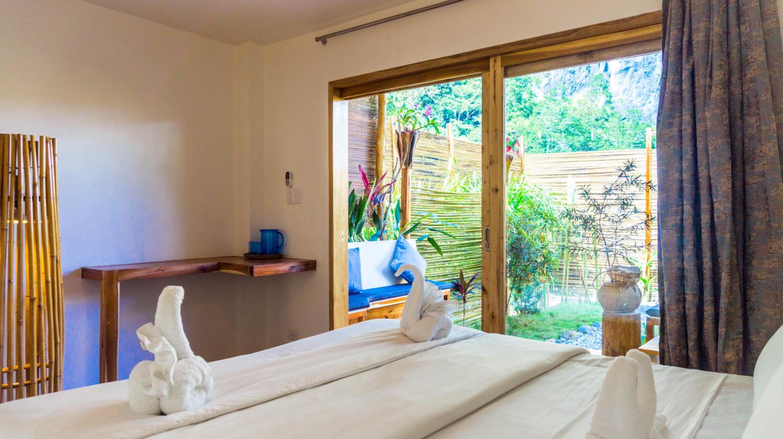 Deluxe Room with Terrace - Photo 32
