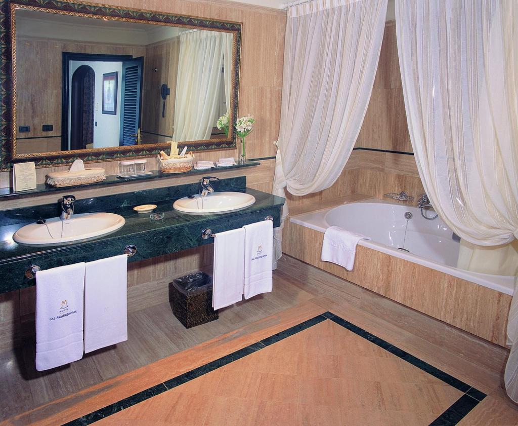Superior Double Room with Spa Access