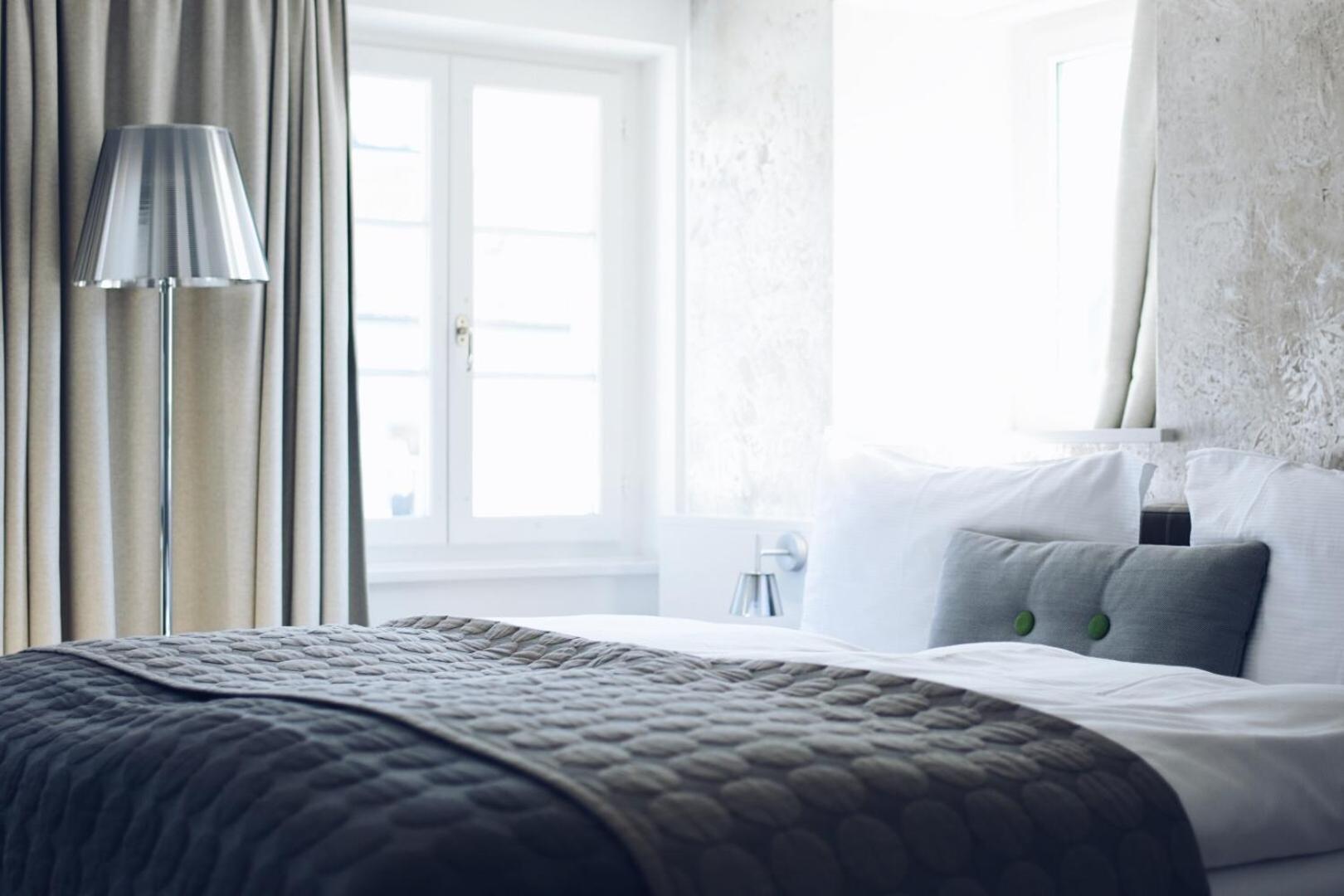 Double or Twin Room - Photo 12