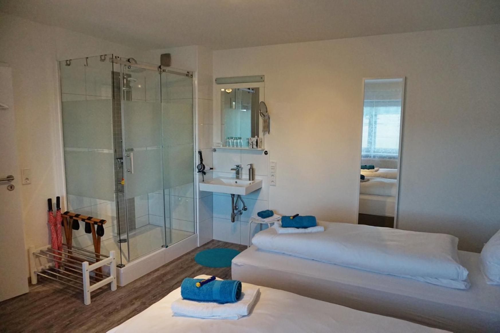 Double or Twin Room with Bathroom - main building photo 2
