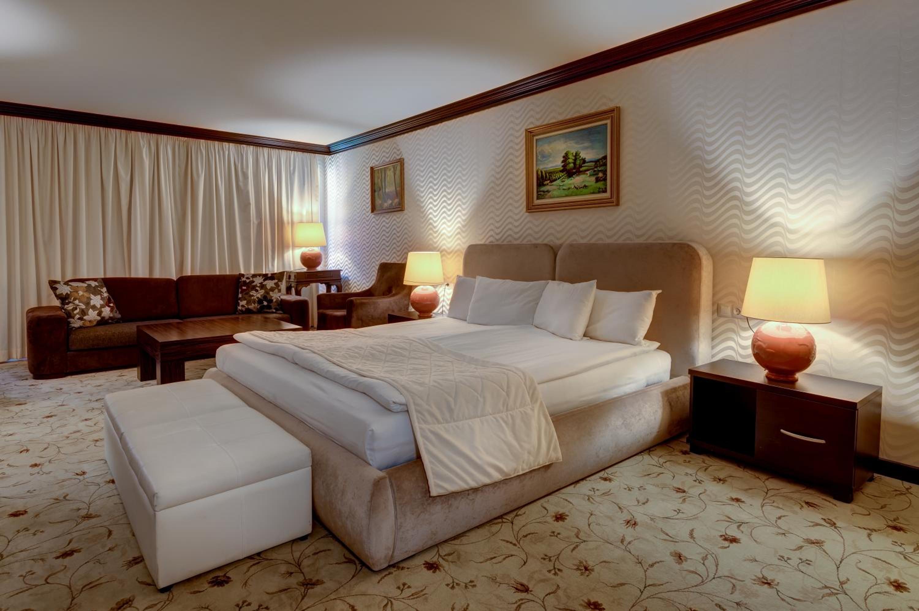 Junior Suite with Balcony photo 2