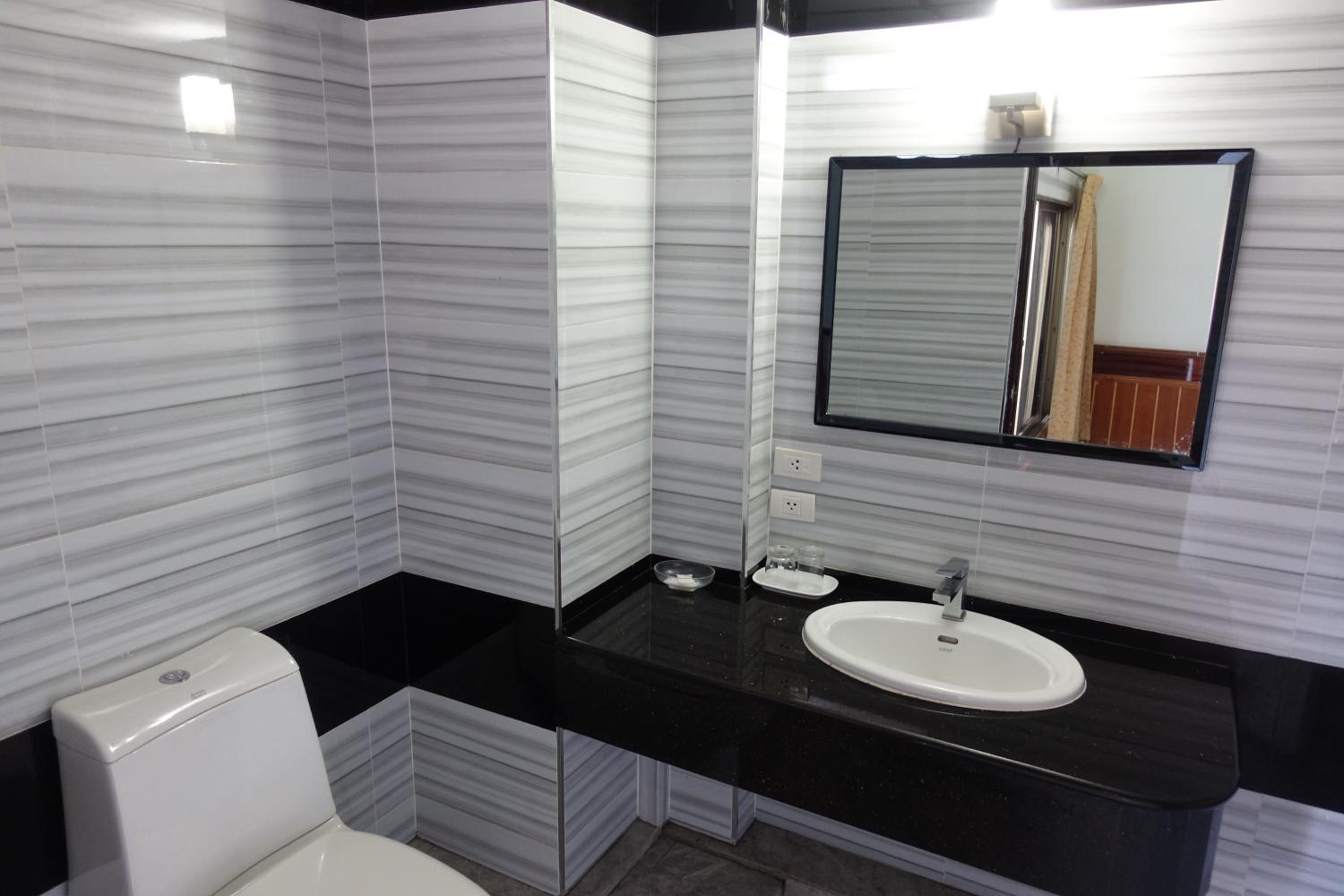 Deluxe Double Room - Photo 3