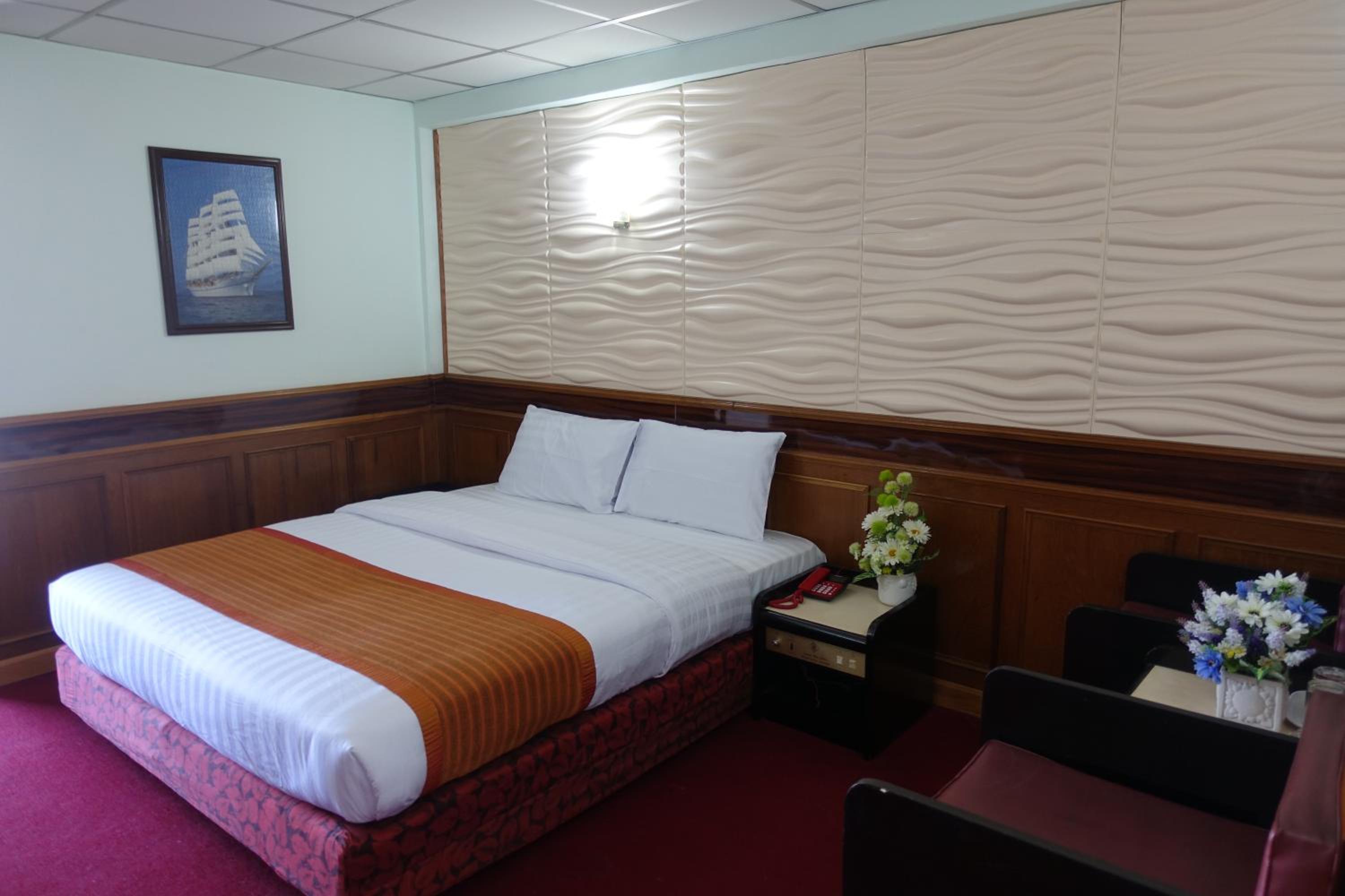 Deluxe Double Room - Photo 7