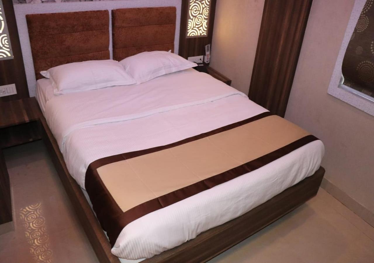 Deluxe Double or Twin Room - Photo 5