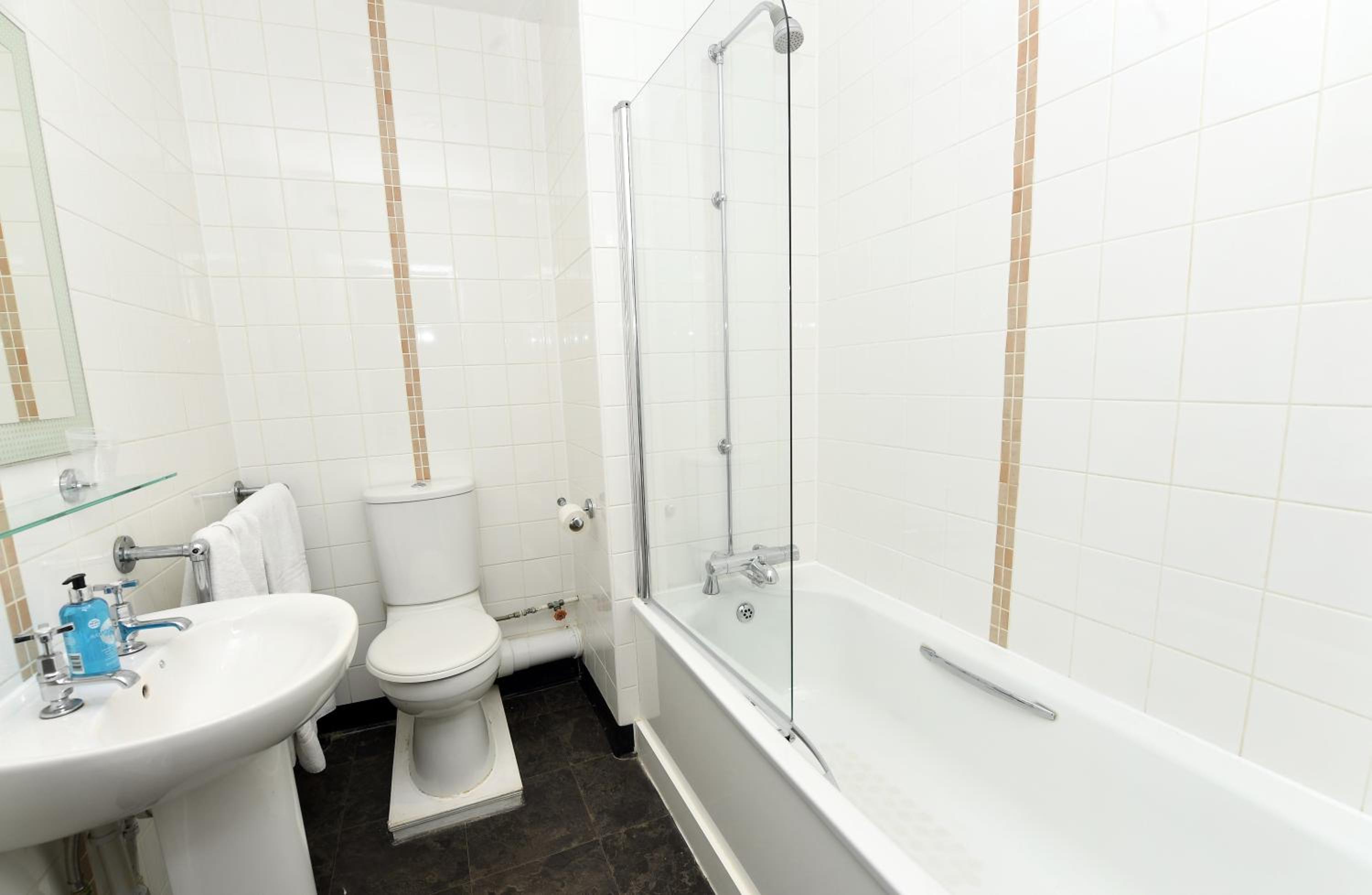 Standard Double Room - Photo 4