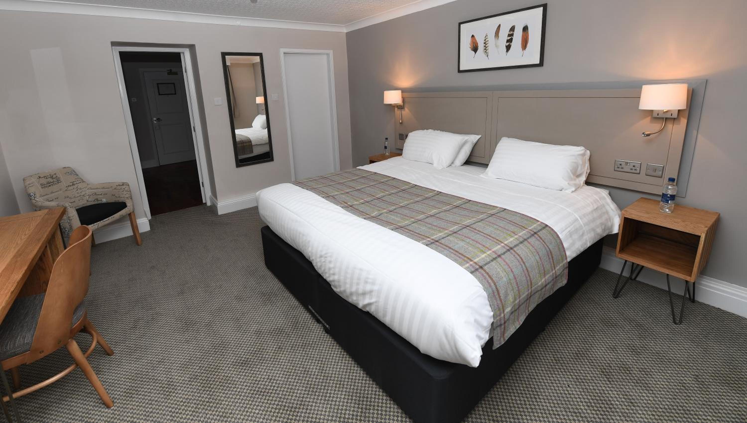 Standard Double Room - Photo 3