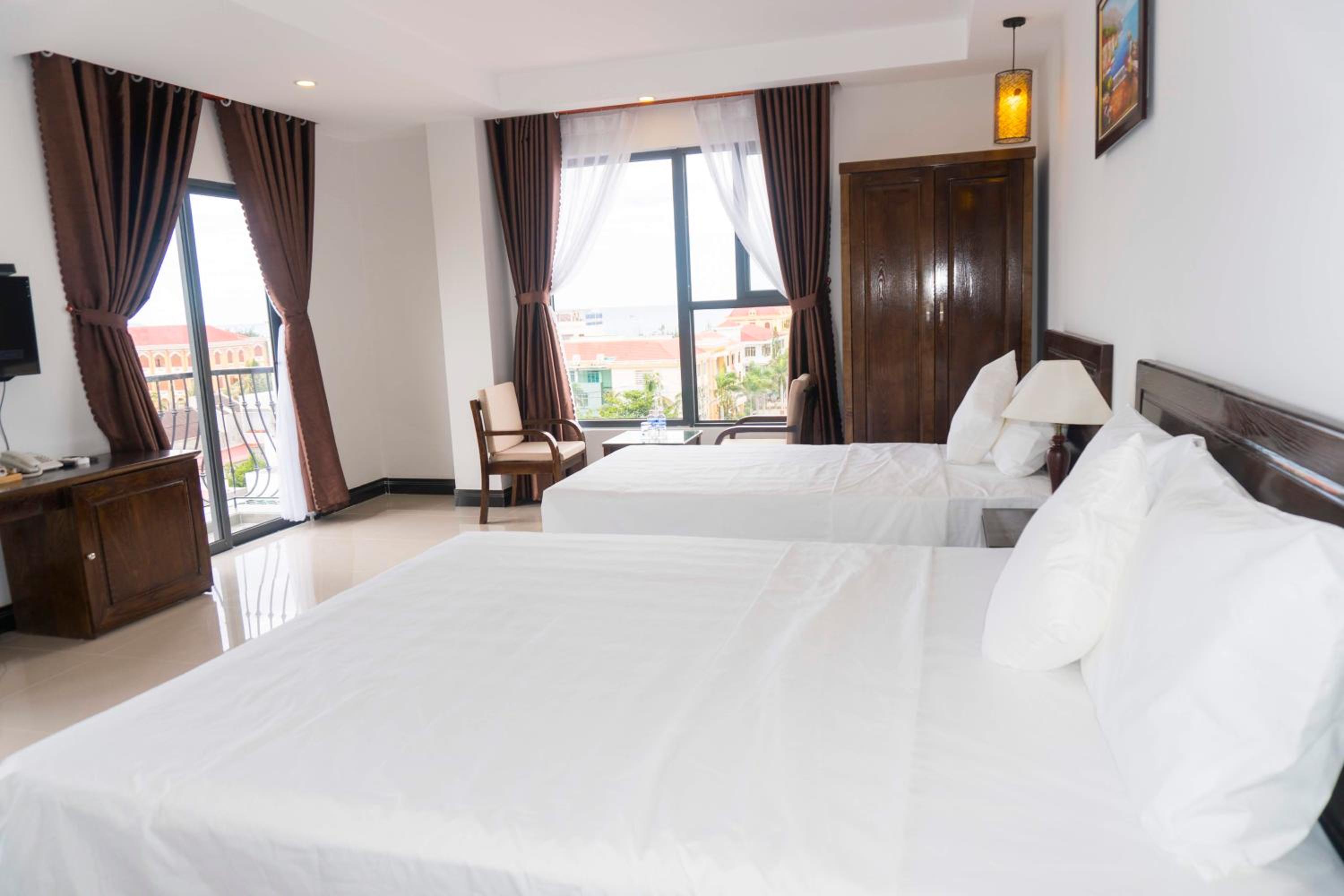 Family Room with Sea View photo 2